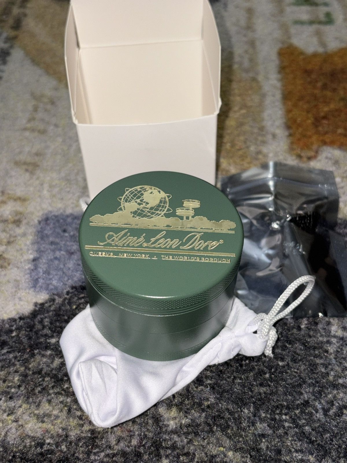 Aime Leon Dore Aime Leon Dore Magnetic Unisphere Herb Grinder Size ONE SIZE - 3 Thumbnail