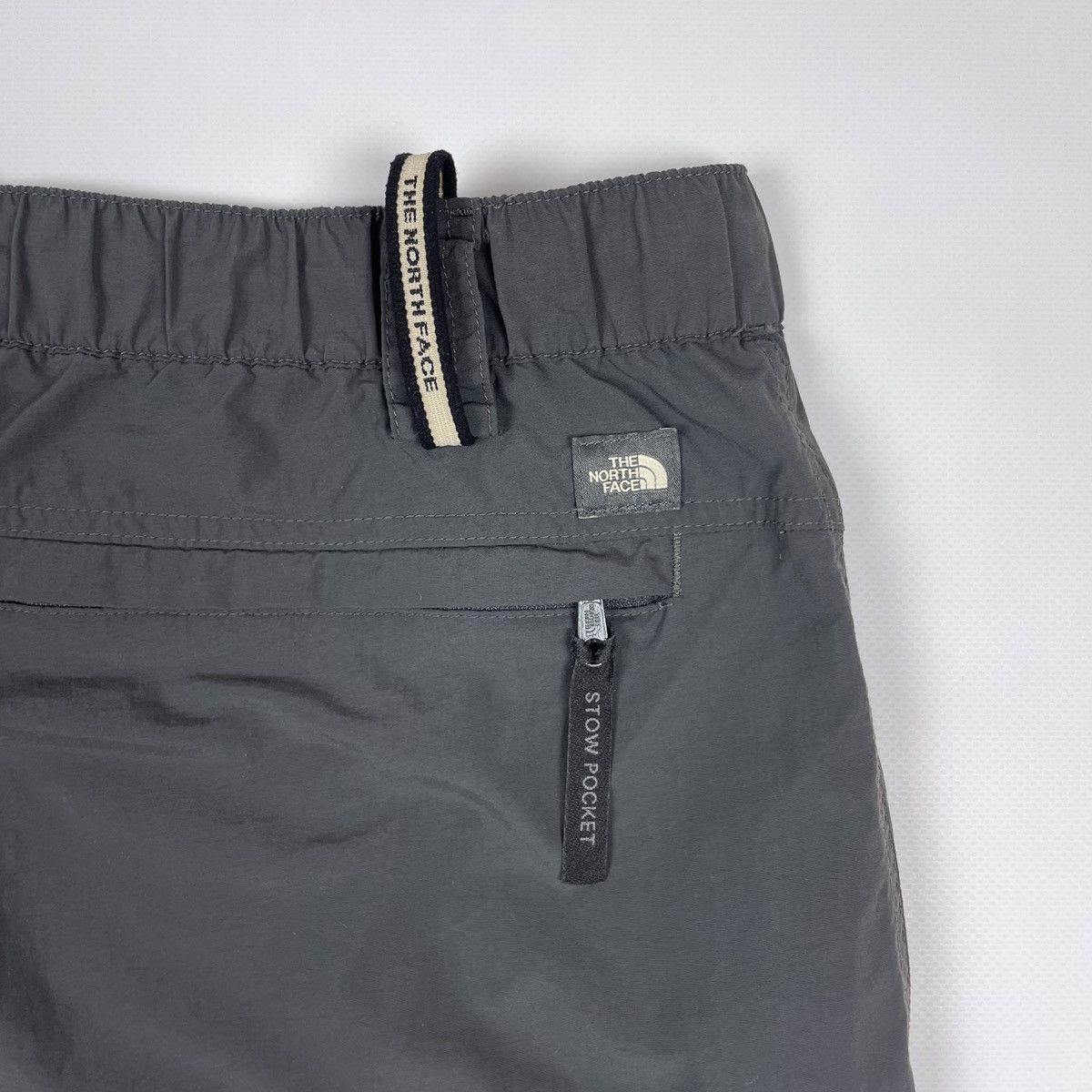 The North Face The North Face Cargo Transformer Pants Shorts Size US 32 / EU 48 - 12 Thumbnail