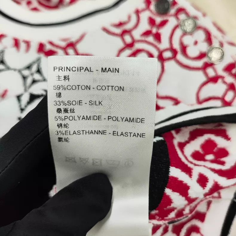 Louis Vuitton Louis Vuitton Red and white pattern presbyopic full print Size S / US 4 / IT 40 - 6 Thumbnail