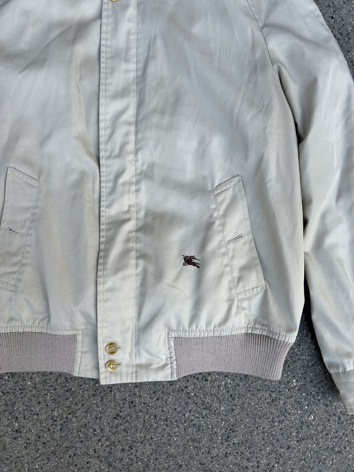 Burberry Vintage Burberry’s beige Jacket with small logo streetwear Size US M / EU 48-50 / 2 - 4 Thumbnail