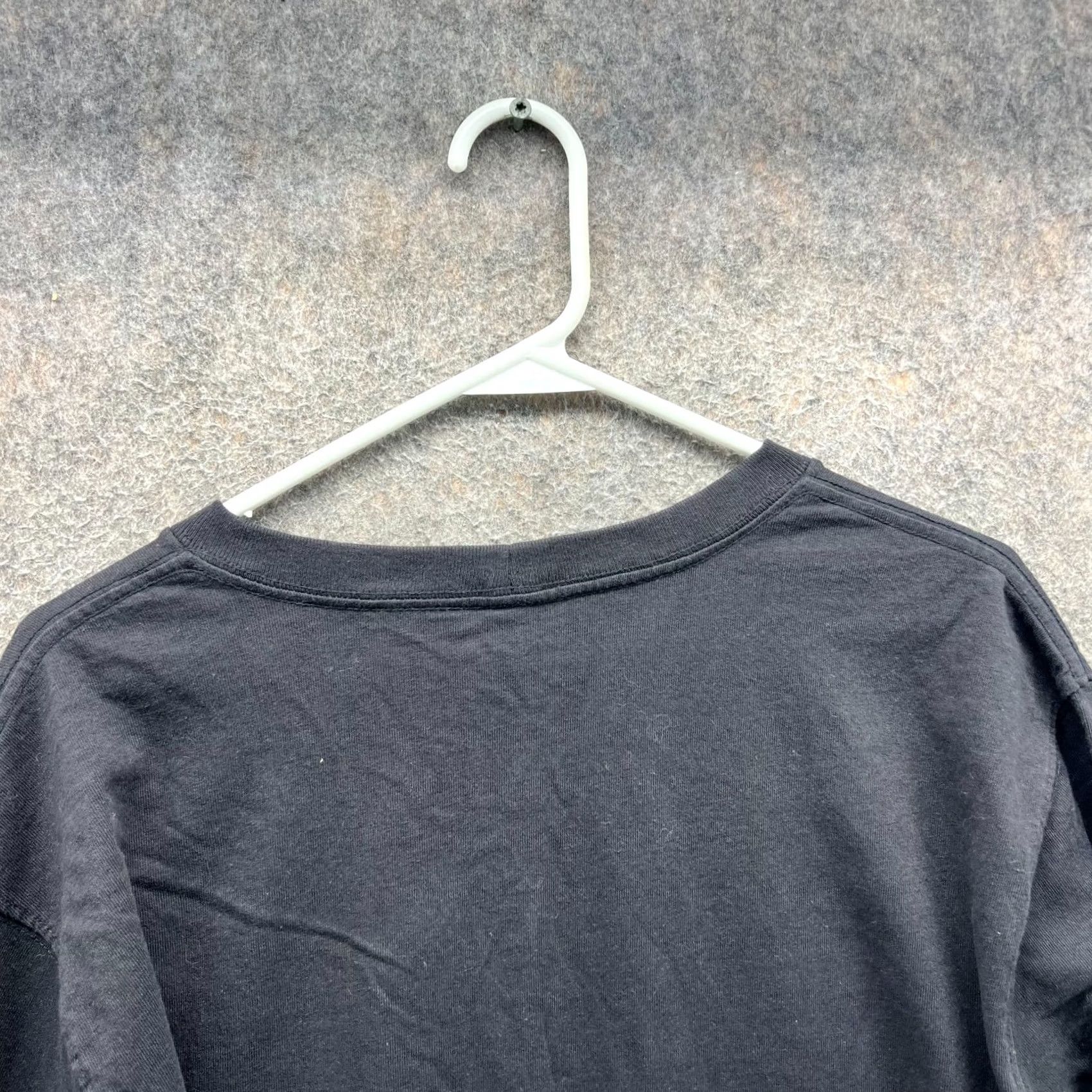 Carhartt Carhartt Shirt Mens Medium Black Long Sleeve Crewneck Pocket Logo Shirt Size US M / EU 48-50 / 2 - 3 Thumbnail
