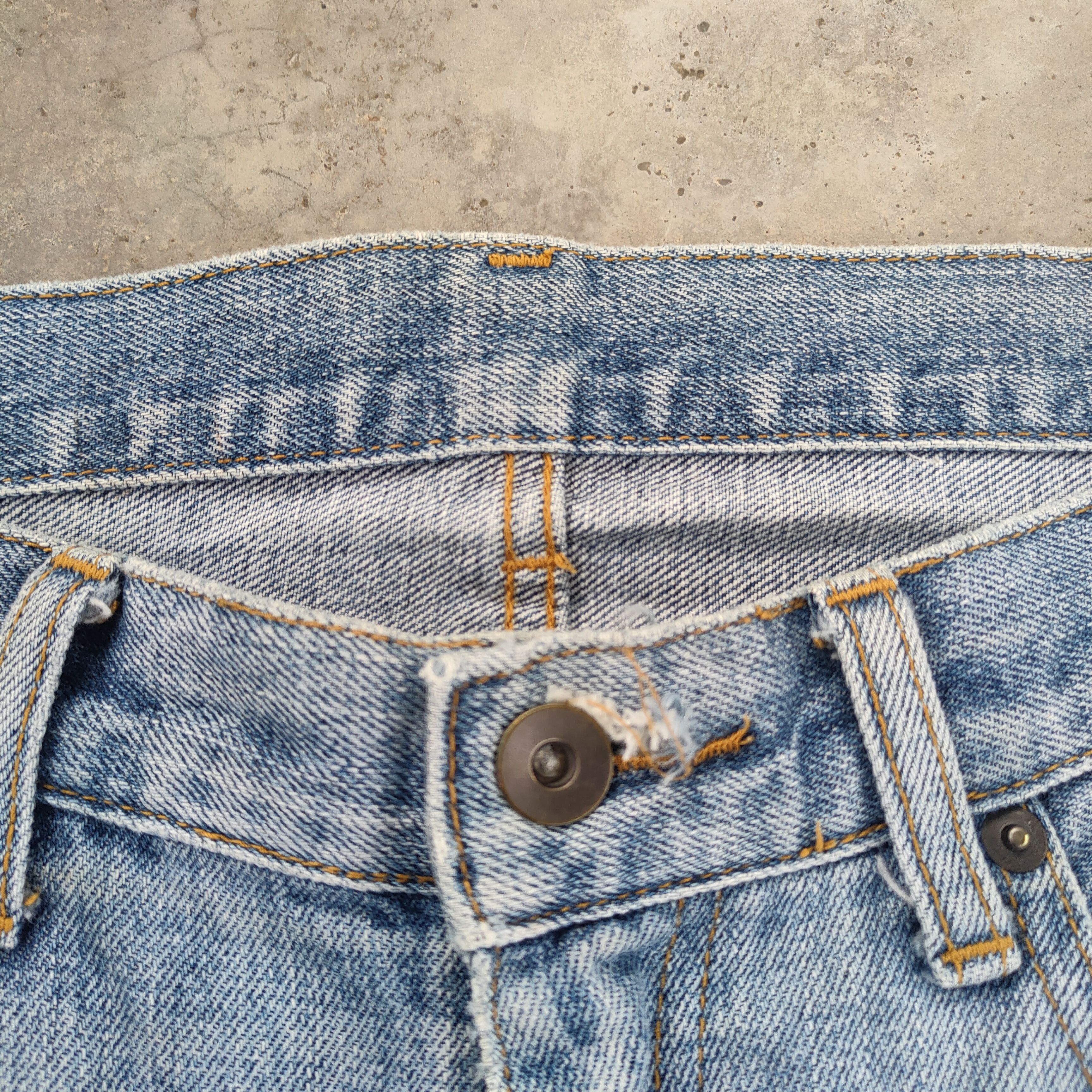 Japanese Brand VINTAGE JAPANESE DISTRESSED FADED JEANS PANTS Size US 32 / EU 48 - 5 Thumbnail