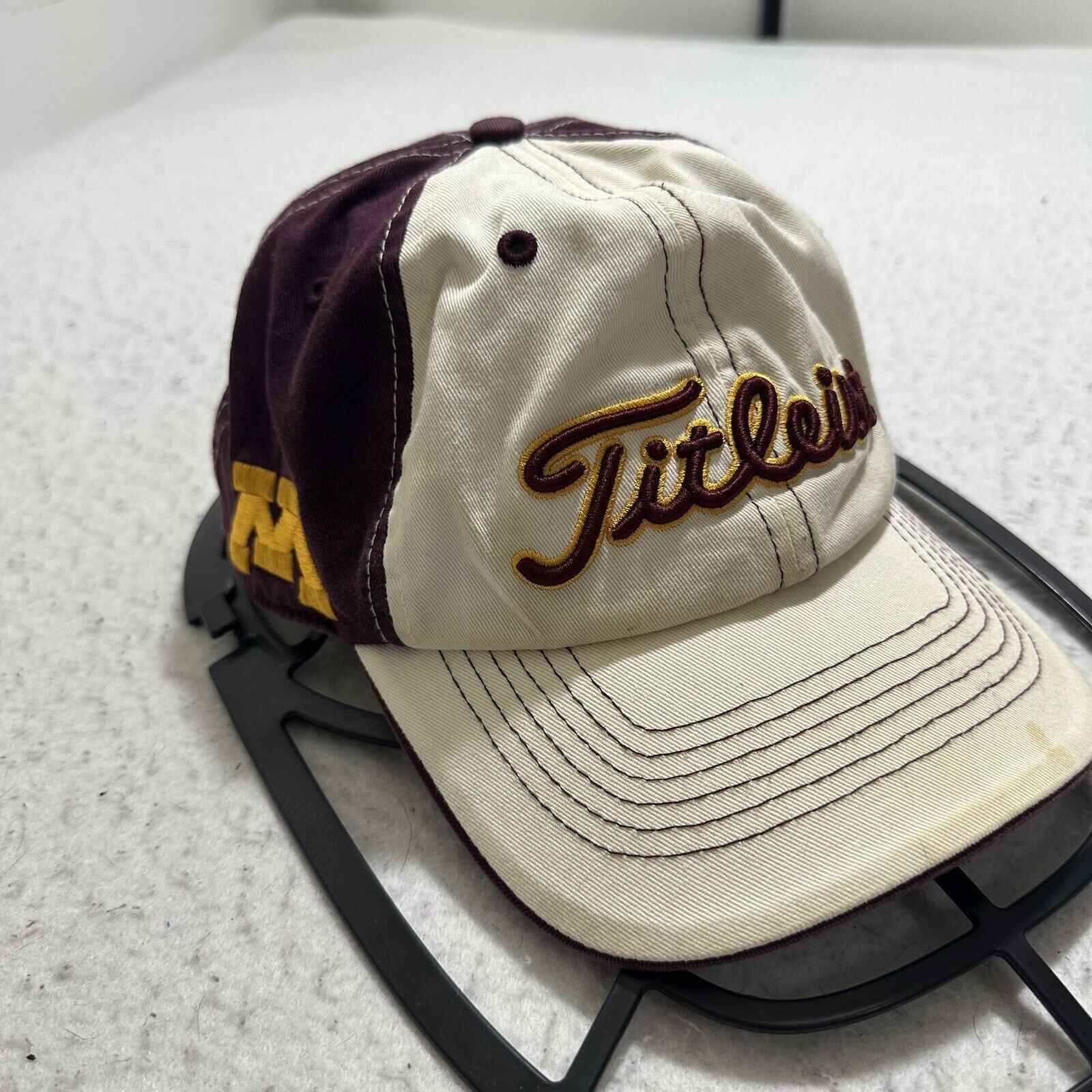 Titleist Titleist Minnesota Gophers Adjustable Baseball Hat Size ONE SIZE - 2 Thumbnail
