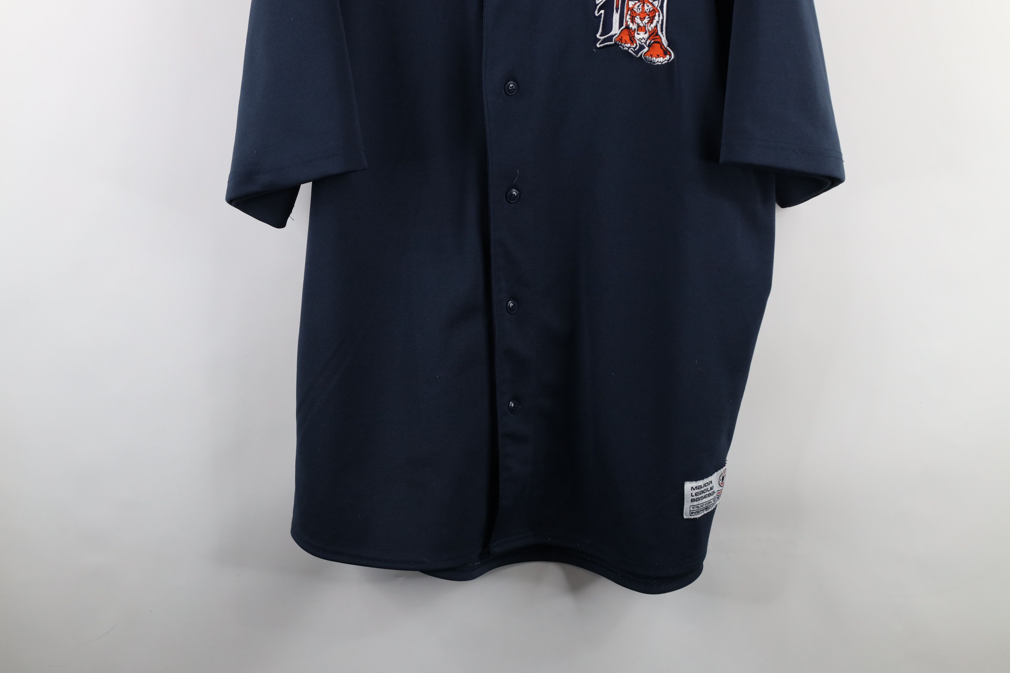 Vintage Vintage Old English D Detroit Tigers Baseball Jersey Blue Size US XXL / EU 58 / 5 - 3 Thumbnail