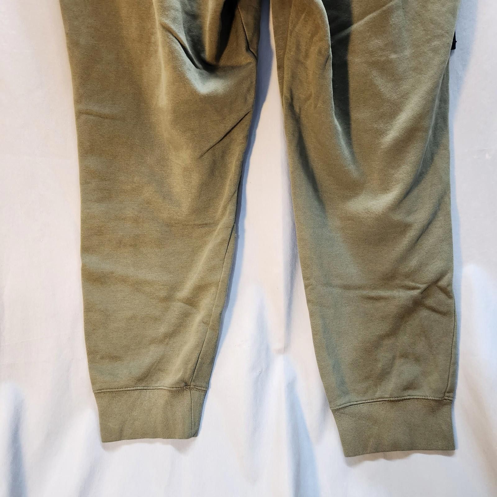 Nike Nike Air Tech Fleece Jogger Sweatpants Olive Green Size XL Size US 36 / EU 52 - 8 Thumbnail
