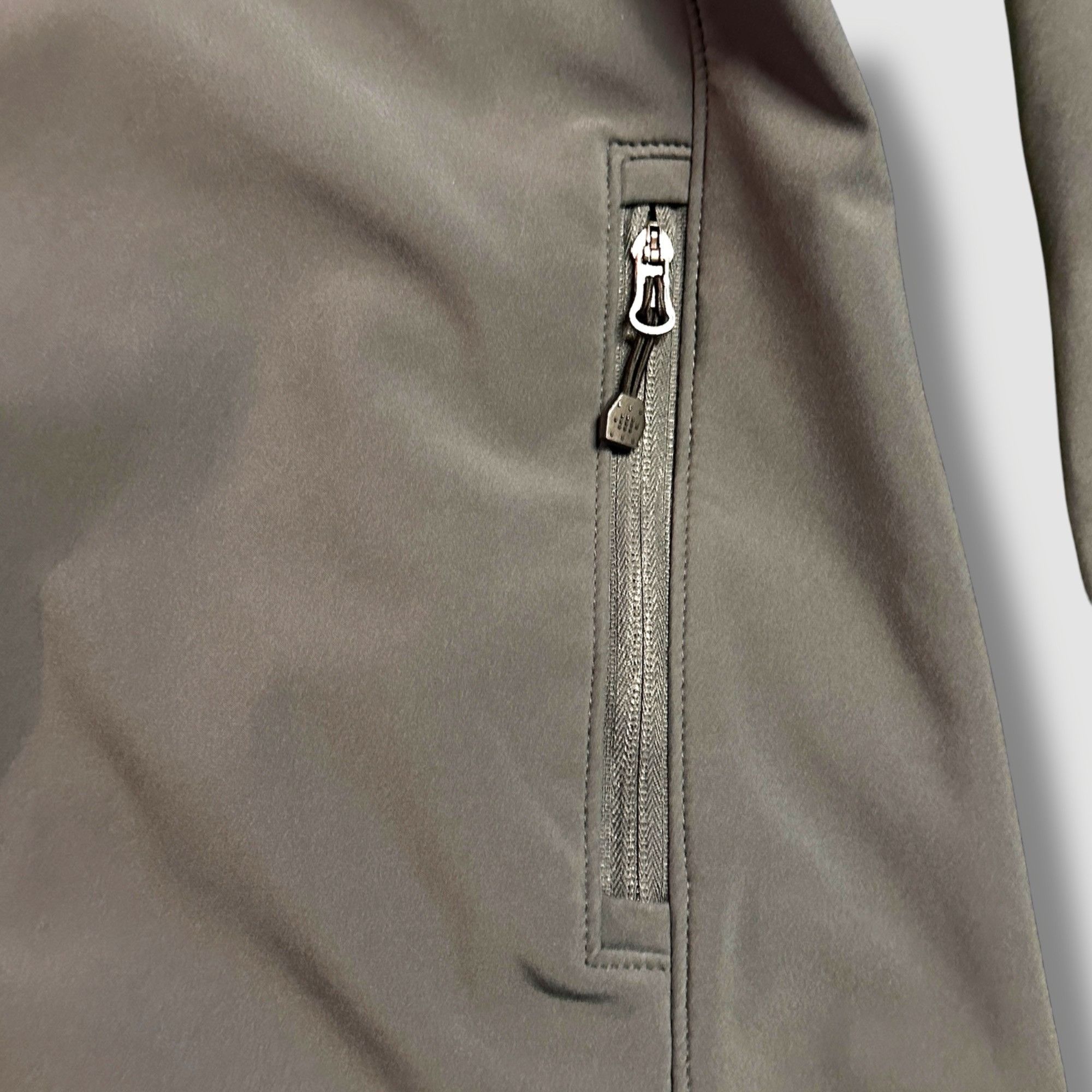 Designer Ballys Casino Mens Softshell Jacket 3XL Grey Lined EUC Zippe Size US XXL / EU 58 / 5 - 13 Thumbnail