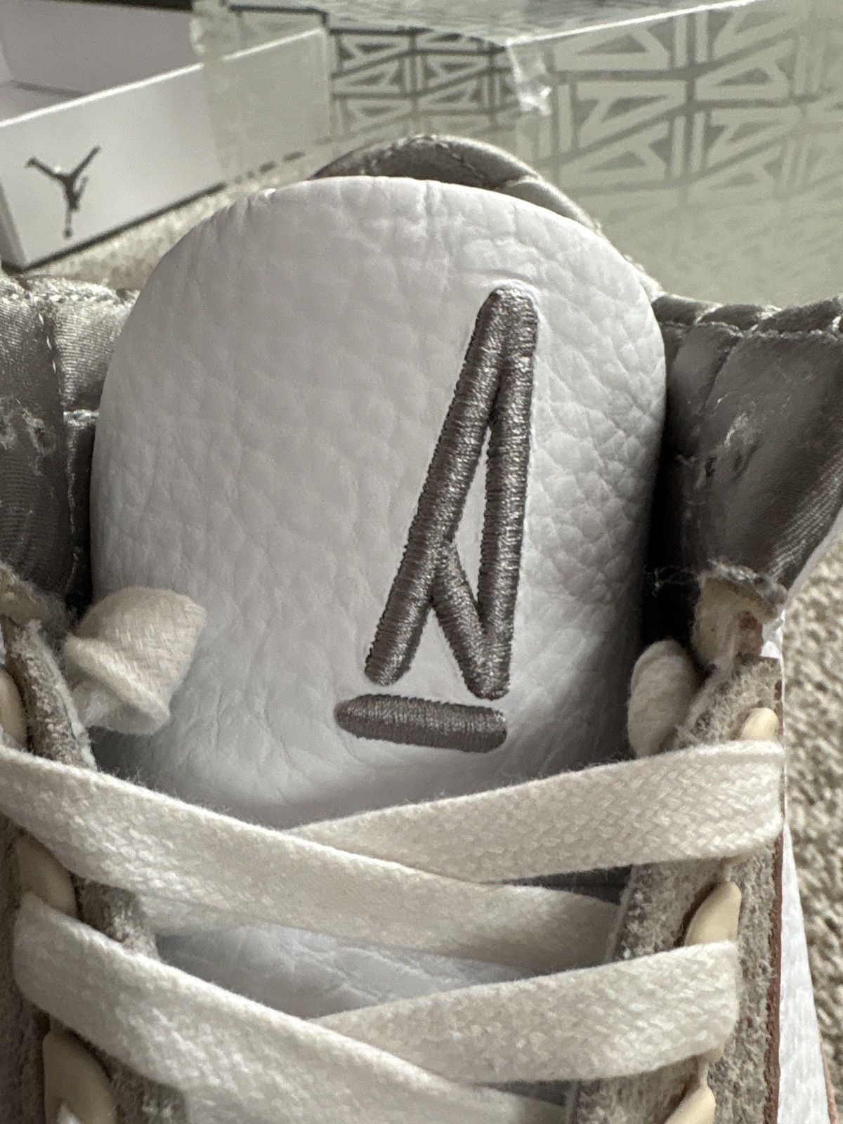 A Ma Maniere × Nike Jordan 3 a Ma Maniére Size US 9.5 / EU 42-43 - 11 Thumbnail