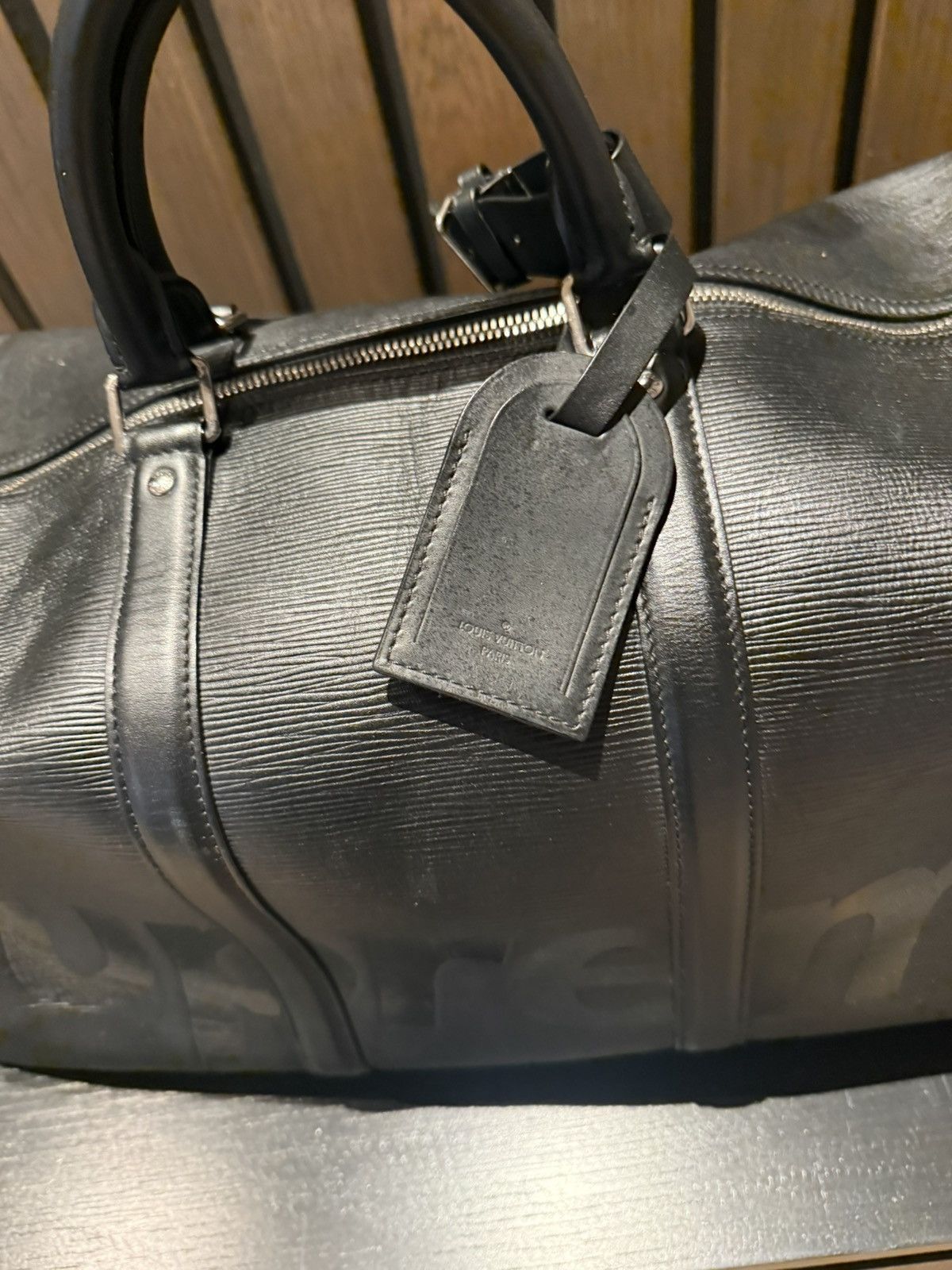 Louis Vuitton Louis Vuitton x Supreme Keepall 55 – Black Epi Leather Size ONE SIZE - 6 Thumbnail