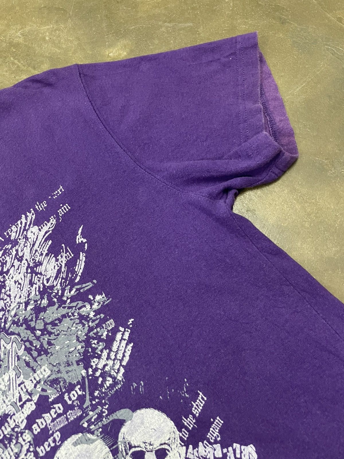 Japanese Brand Vintage Y2K Faded Sideway Wording Poem Skull Size US M / EU 48-50 / 2 - 5 Thumbnail