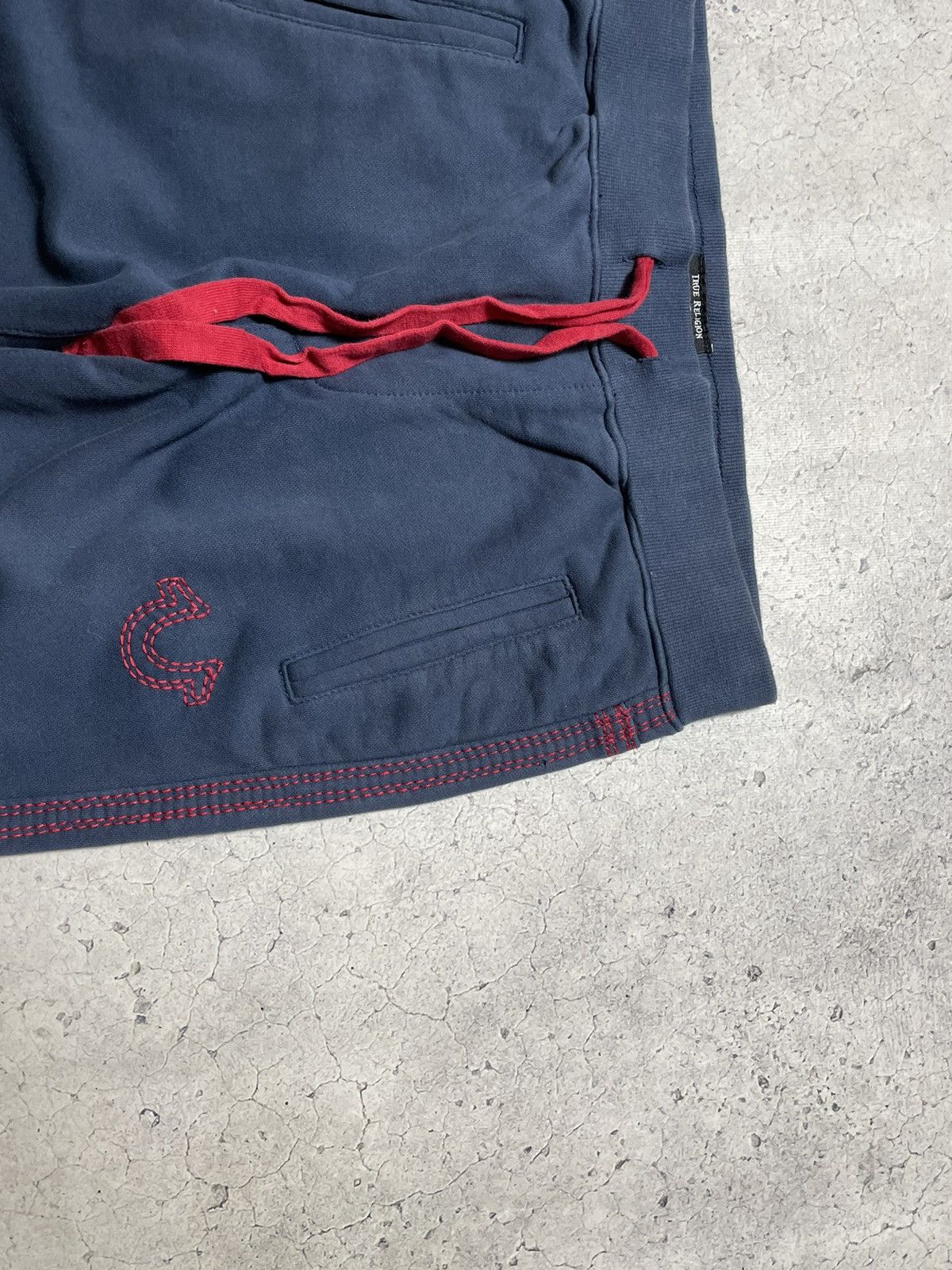 Japanese Brand × True Religion Vintage Joggers Pants Baggy True Religion Y2K Rap Big Logo Size US 30 / EU 46 - 4 Thumbnail