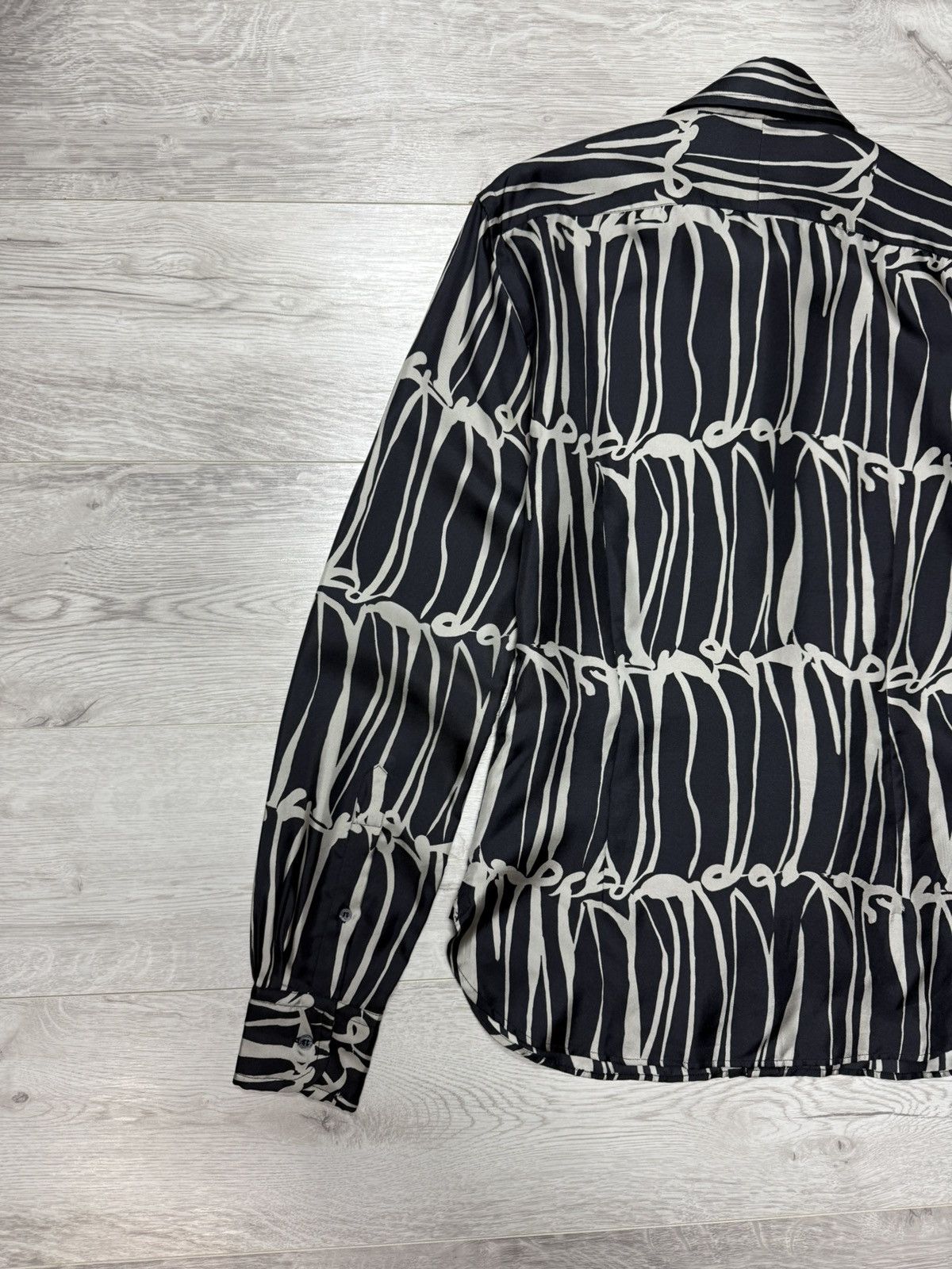 Gucci Gucci by Tom Ford Vintage Silk Button-Up Long Sleeve Shirt Size US M / EU 48-50 / 2 - 15 Thumbnail