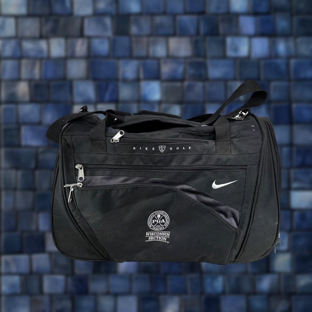 Nike VINTAGE Nike PGA Wisconsin Section Duffle Weekend Bag Big Blue Nike Golf Bag Duffle Mens Womens Unisex 90s Duffle Bag Size ONE SIZE - 1 Thumbnail