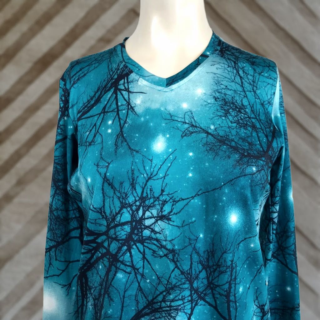 Patagonia VINTAGE Capilene Daily Baselayer Women S Teal Blue Winter Trees Starry Night Size ONE SIZE - 1 Thumbnail