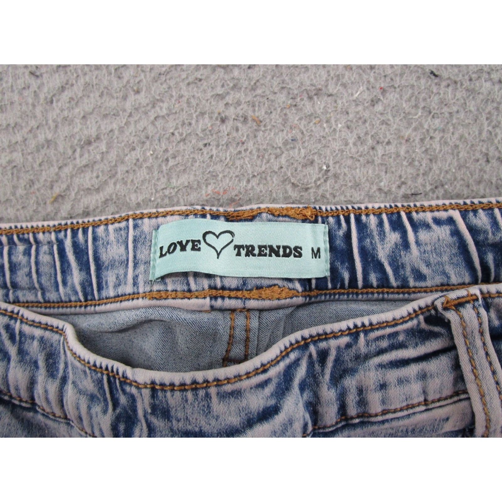 Denime Love Trends Jeans Convertible Cargo Elastic Waist Stretch Denim Baggy Size M Blue Women Size 32" / US 10 / IT 46 - 2 Thumbnail