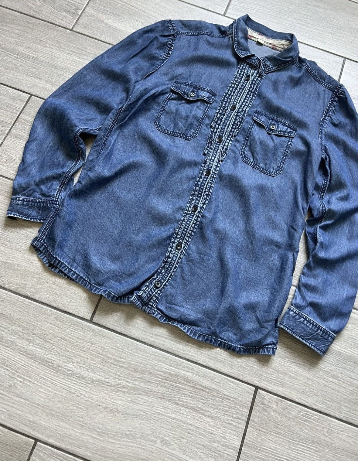Burberry 💙Burberry Shirt Jeans Women Rare M Size Size M / US 6-8 / IT 42-44 - 7 Thumbnail