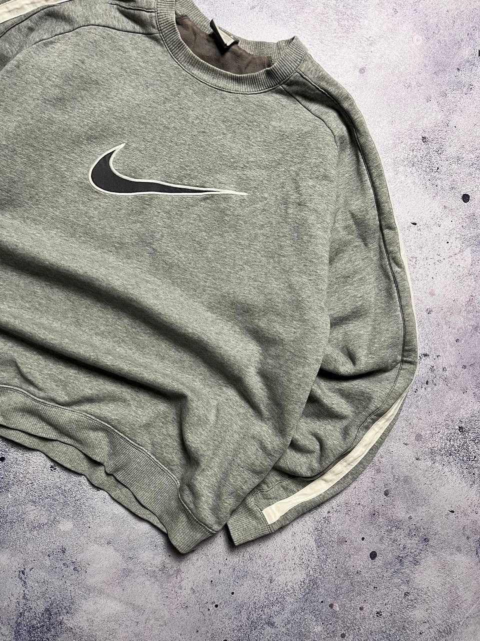 Nike Nike 90’s Vintage Big Logo Baggy Sweatshirt Size US L / EU 52-54 / 3 - 2 Thumbnail