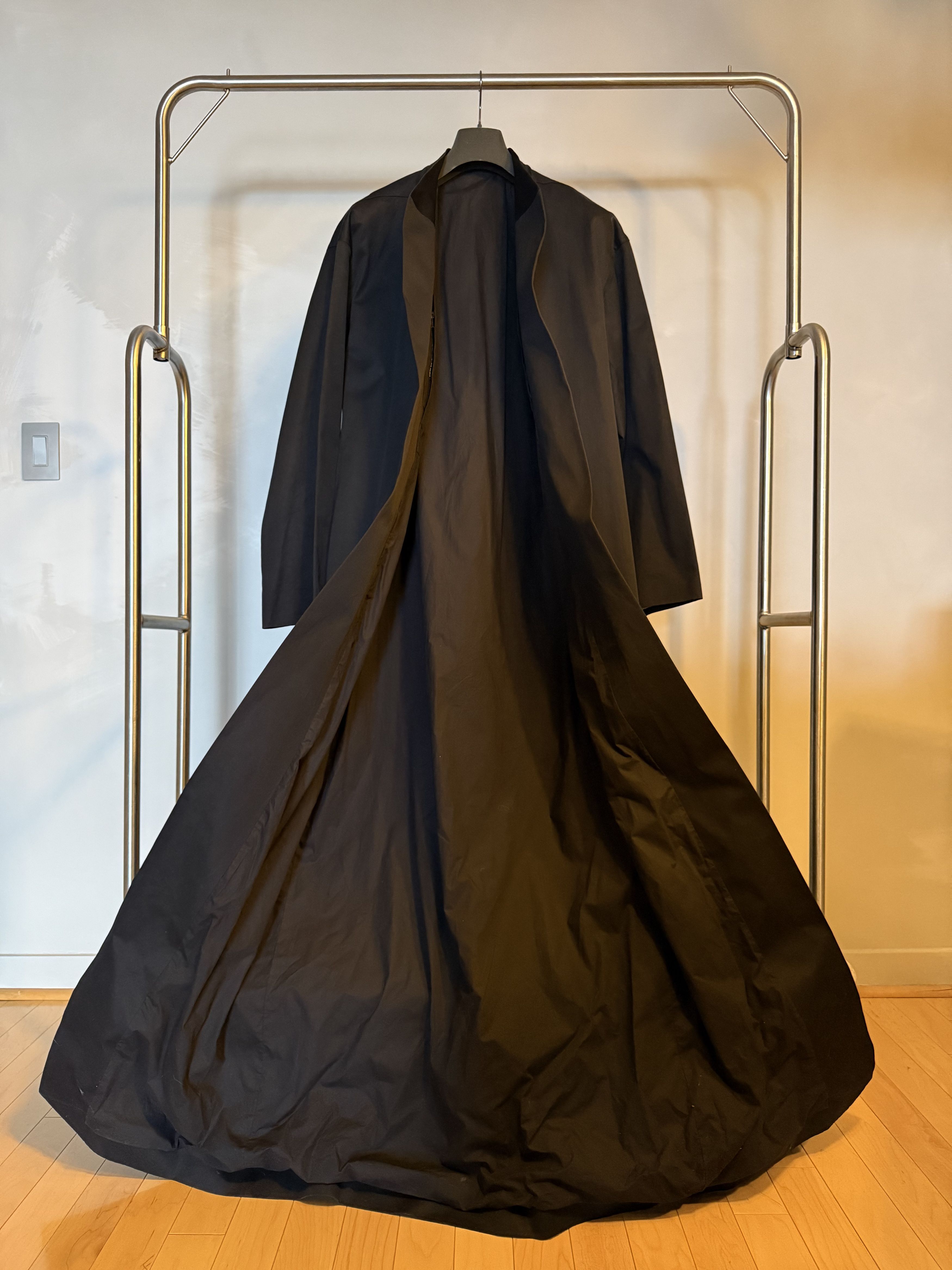 Rick Owens Rare Rick Owens Walrus Beach Coat Black Size US S / EU 44-46 / 1 - 1 Thumbnail