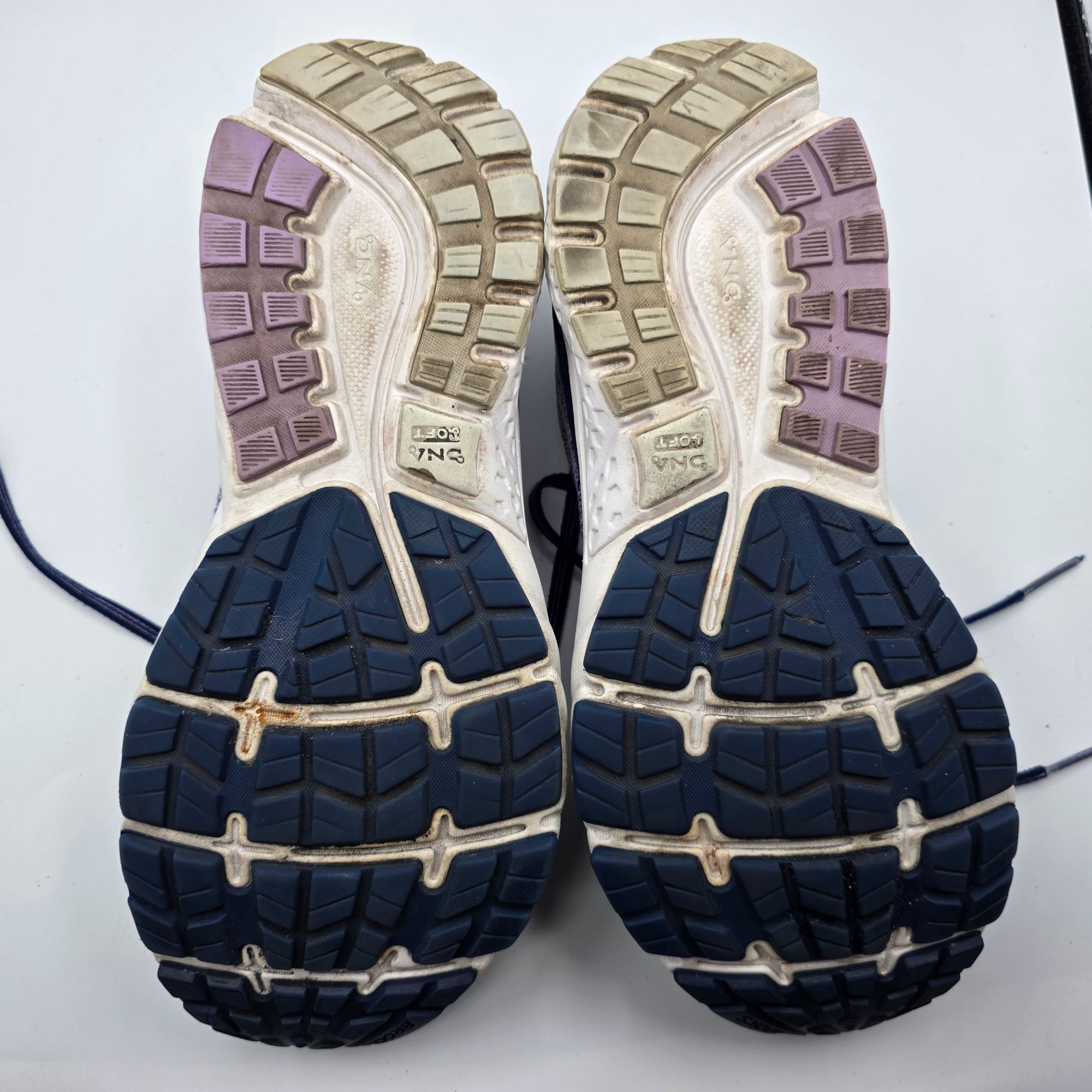 Brooks Brooks Ghost 11 Womens Size 9.5 Purple Athletic Shoes Runnin Size US 9.5 / IT 39.5 - 8 Thumbnail