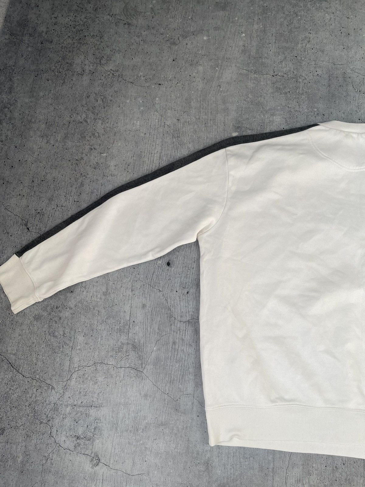 Nike Nike Vintage Sweatshirt Big Logo Faded Boxy Japanese Y2K Size US XL / EU 56 / 4 - 13 Thumbnail