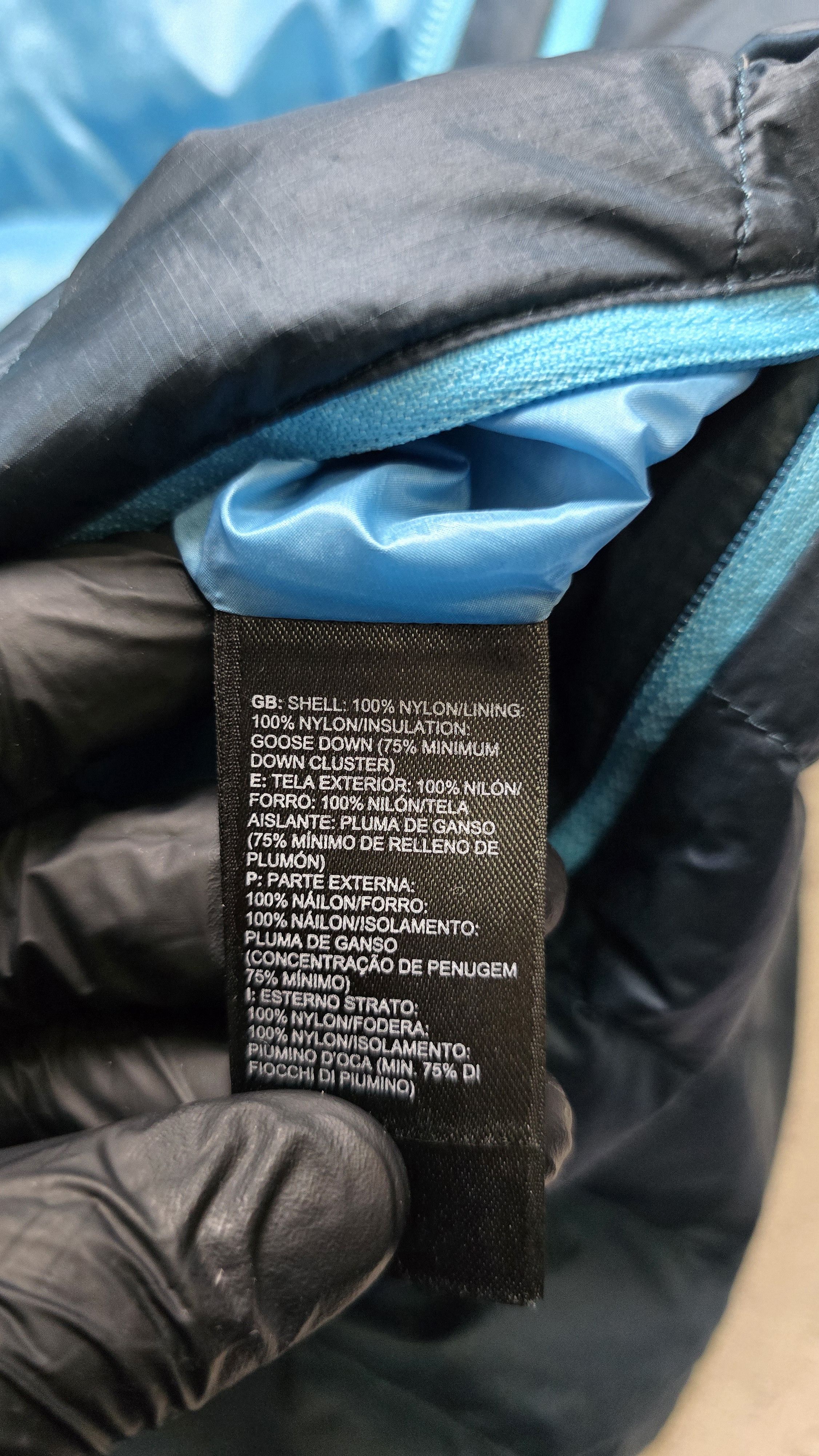 The North Face The North Face Summit Series 700 Down Puffer Jacket Size M / US 6-8 / IT 42-44 - 22 Thumbnail