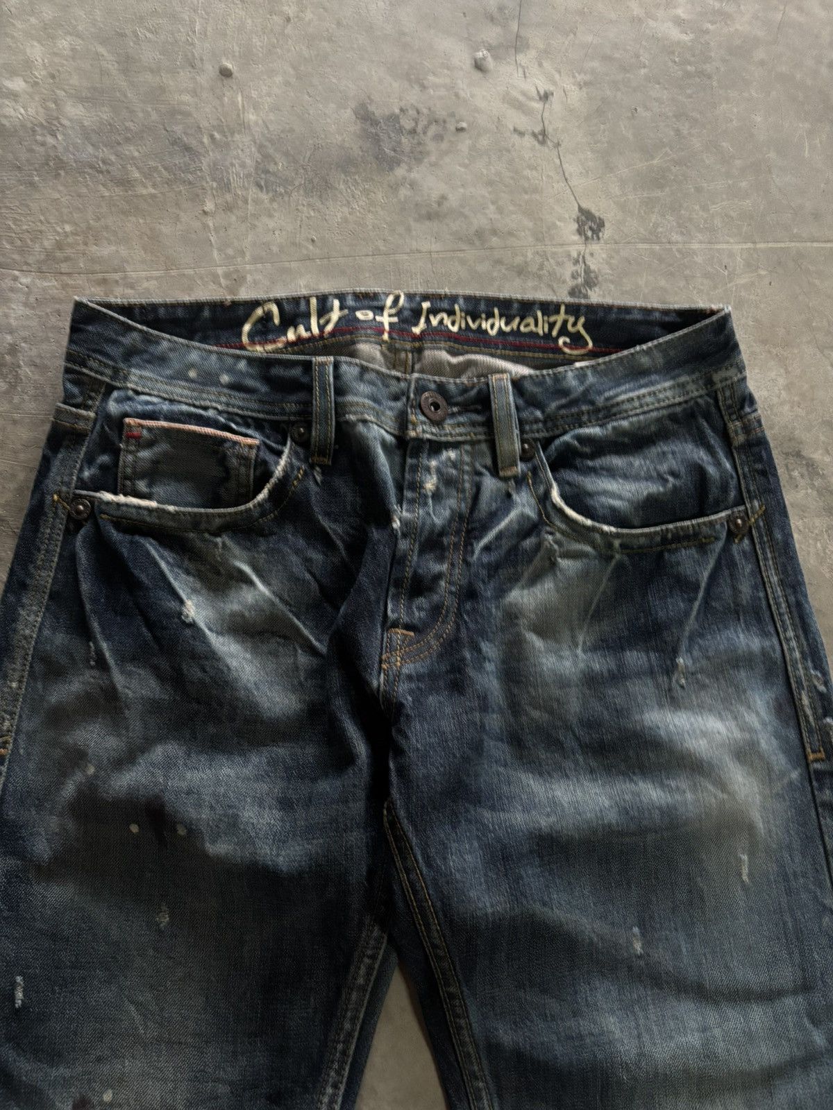 If Six Was Nine CULT OF INDIVIDUALITY japanese selvedge distressed semiflare Size US 32 / EU 48 - 3 Thumbnail