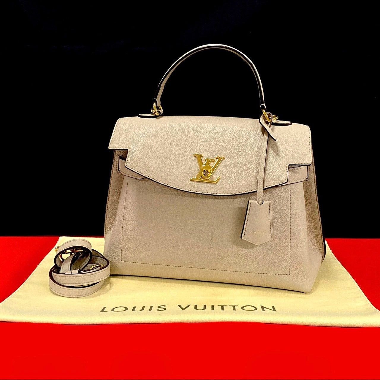 Louis Vuitton Louis Vuitton Shoulder Bag Beige Leather Size ONE SIZE - 1 Thumbnail