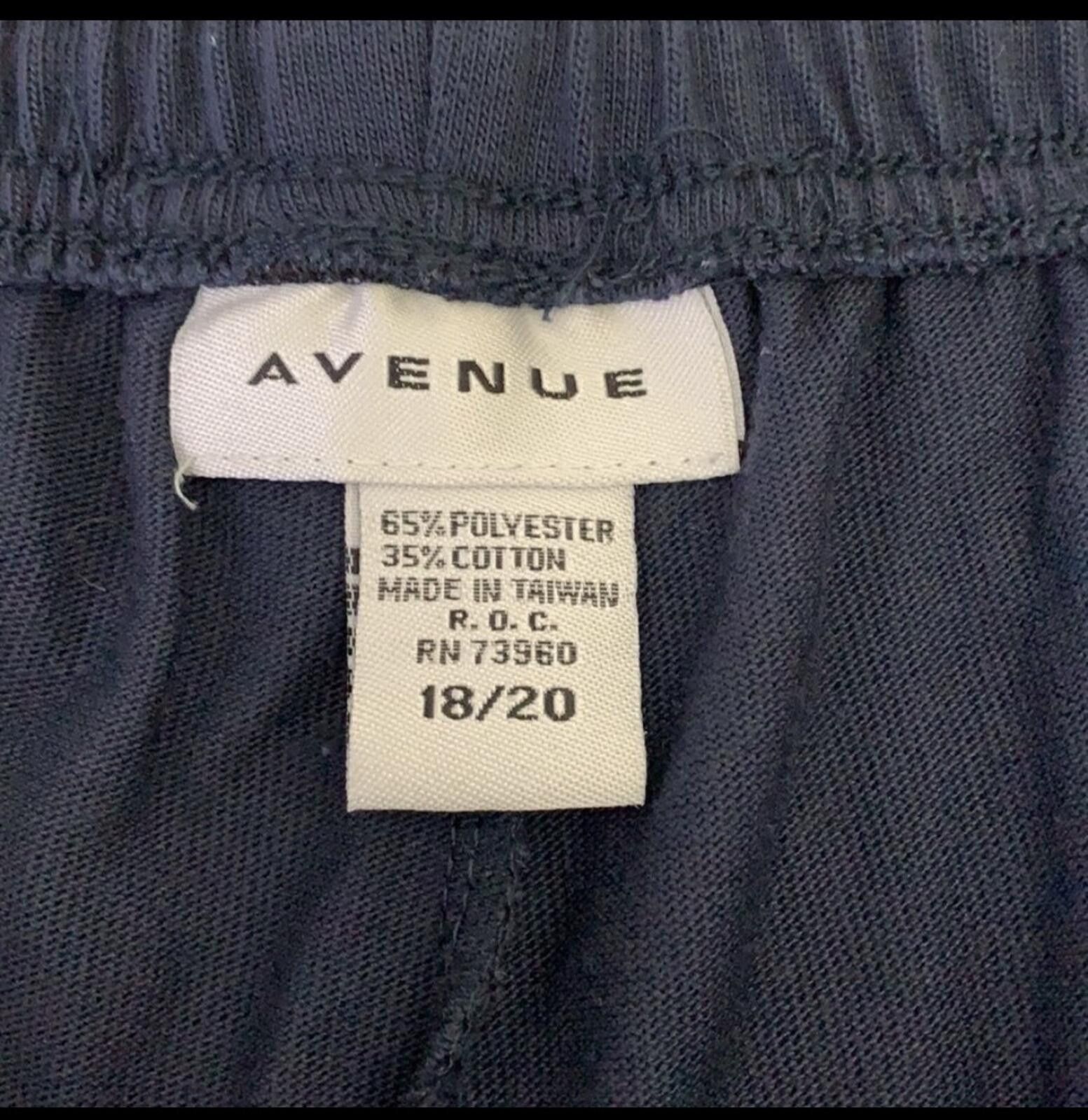 Saks Fifth Avenue Avenue cotton biend shorts Size 40" / US 18 - 6 Thumbnail