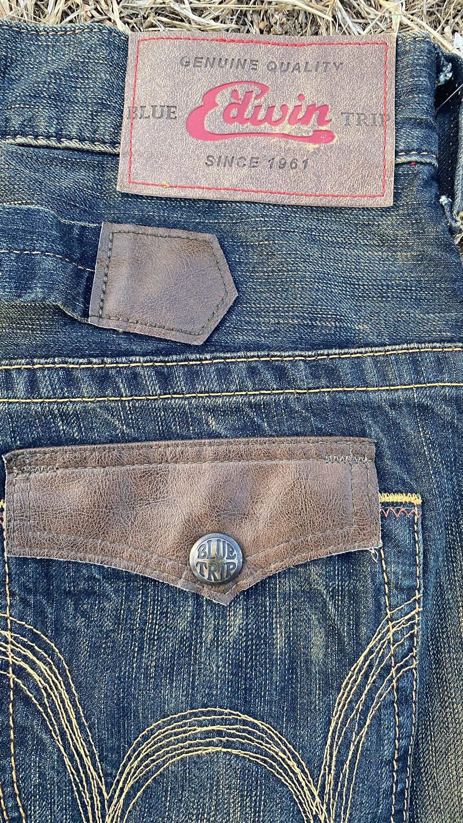 Edwin Edwin Blue Trip Buckle Jeans Very Nice Design Size US 33 - 11 Thumbnail
