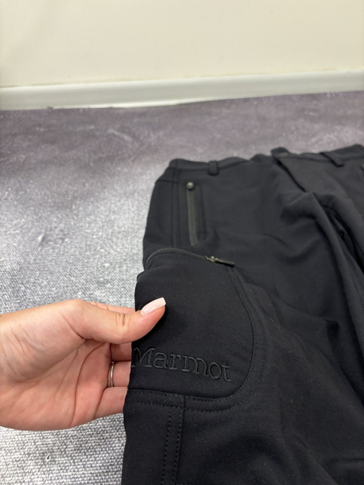 Marmot Vintage Marmot Men’s Heavy Nylon Zip Black Outdoor Pants Size US 30 / EU 46 - 9 Thumbnail