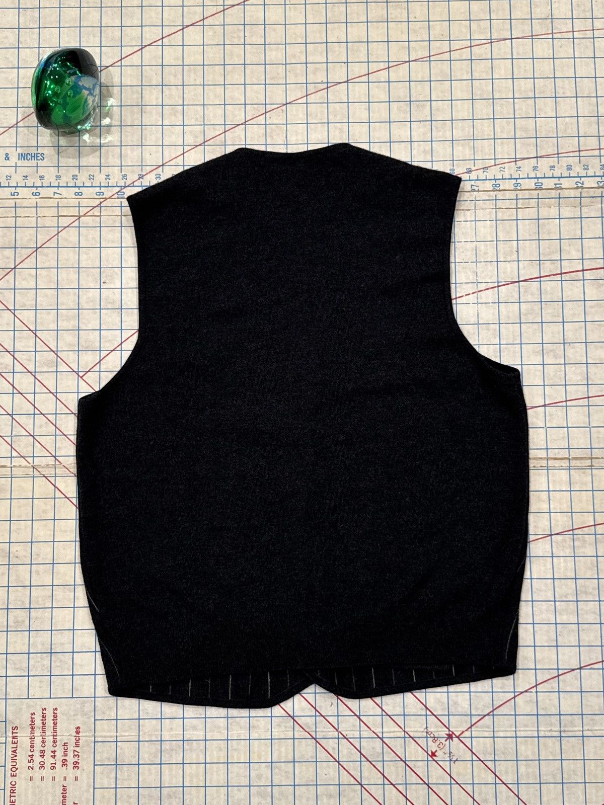 Yves Saint Laurent Vintage Yves Saint Laurent pour homme Pin Striped Knit Vest Size 42R - 9 Thumbnail
