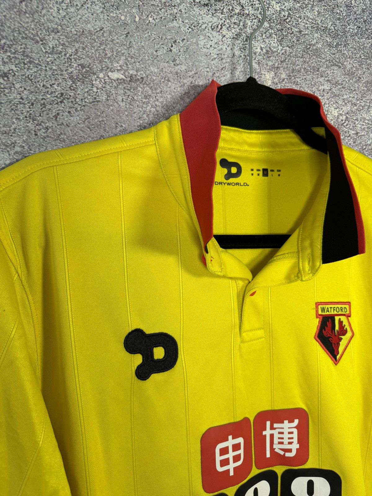 Vintage Vintage Watford 2016/17 Soccer Jersey M size Size US M / EU 48-50 / 2 - 7 Thumbnail