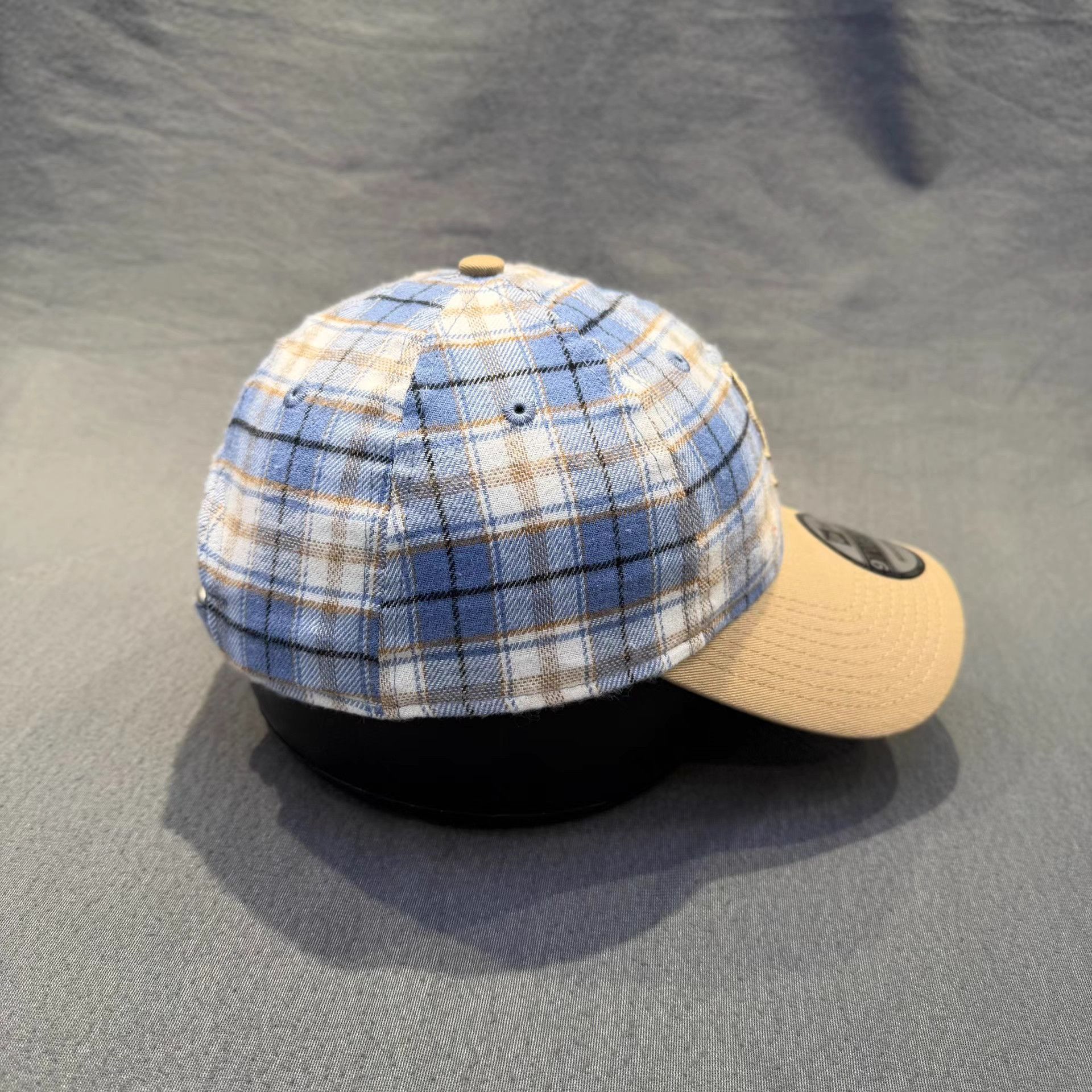 New Era New Era Curved Brim Cap。 Q5 Size ONE SIZE - 4 Thumbnail