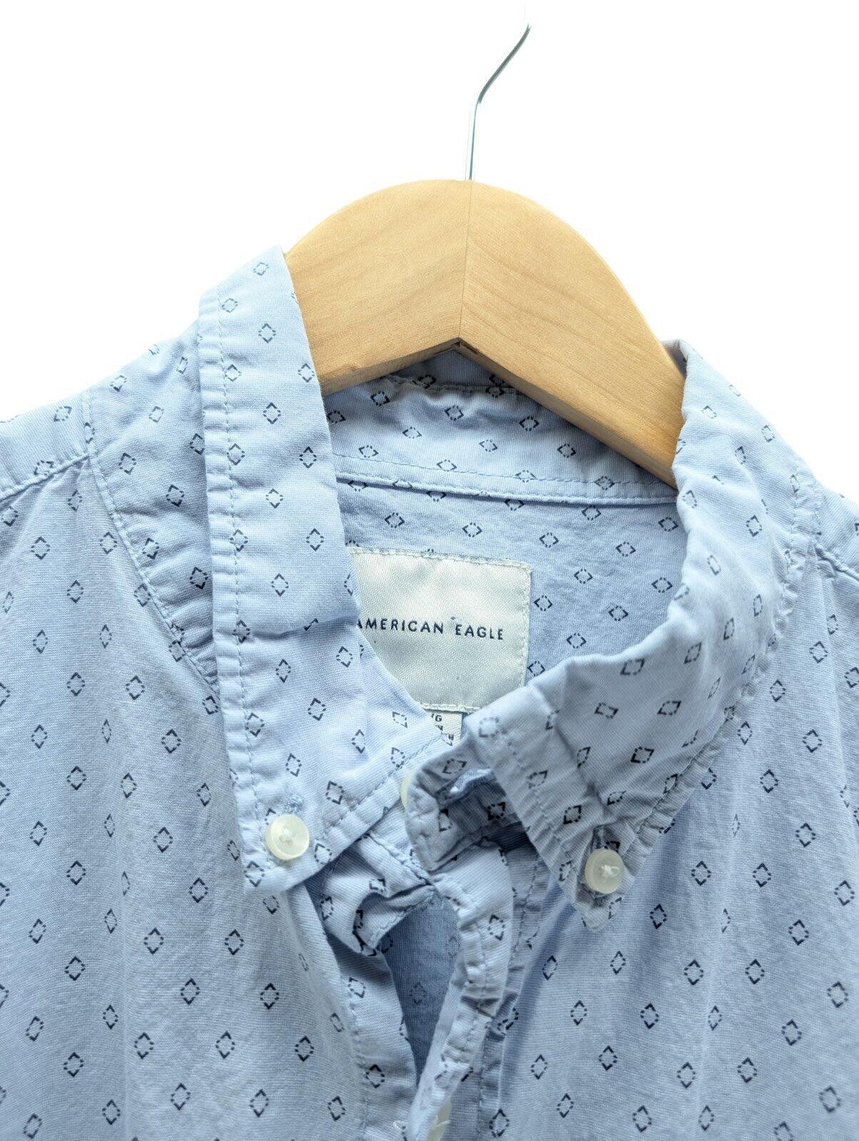 American Eagle Outfitters American Eagle Button Down Shirt Men M Diamond Light Blue Size US M / EU 48-50 / 2 - 4 Thumbnail