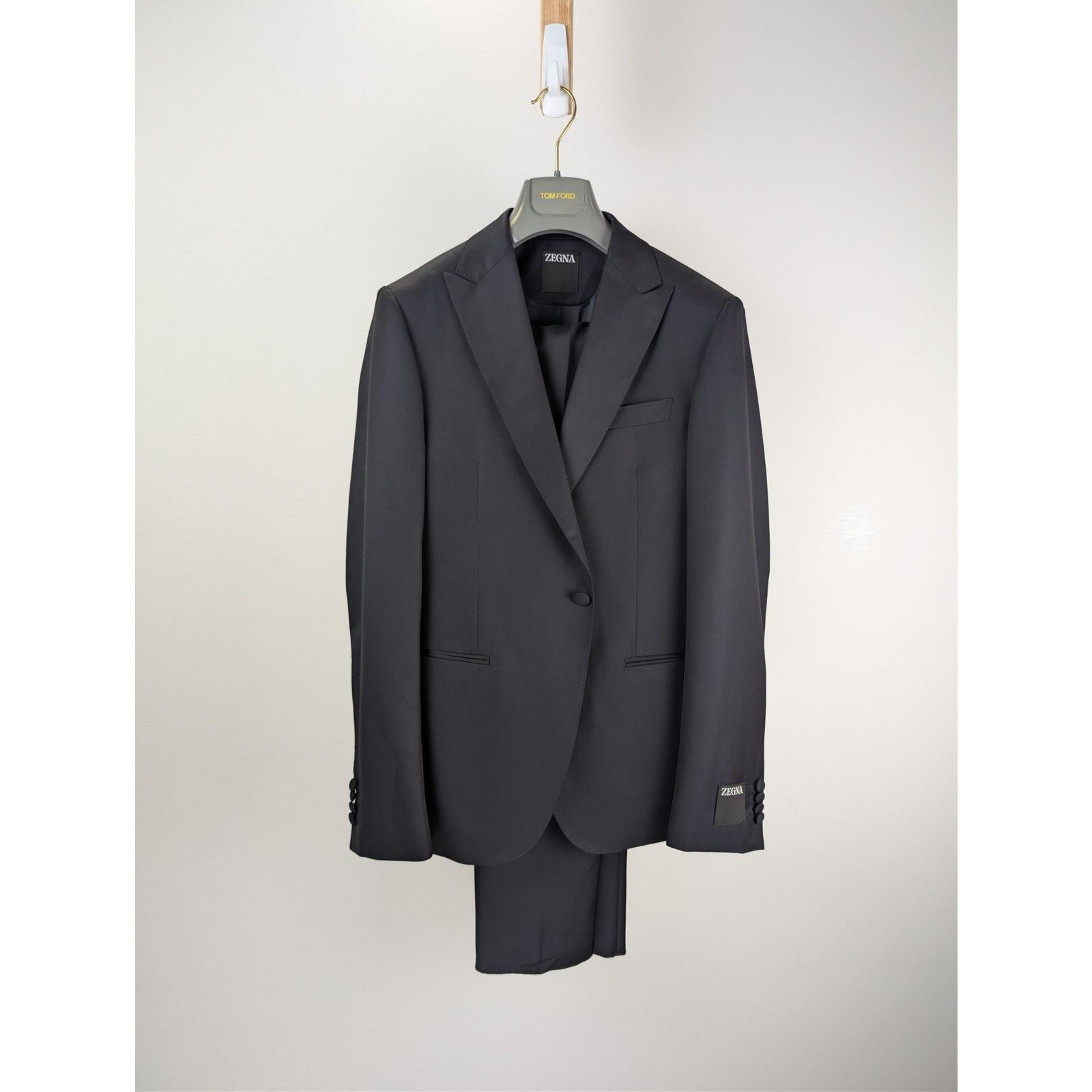 Ermenegildo Zegna o1rshd1 Mens Suit - Blazer and Casual Pants in Black Size US M / EU 48-50 / 2 - 23 Thumbnail