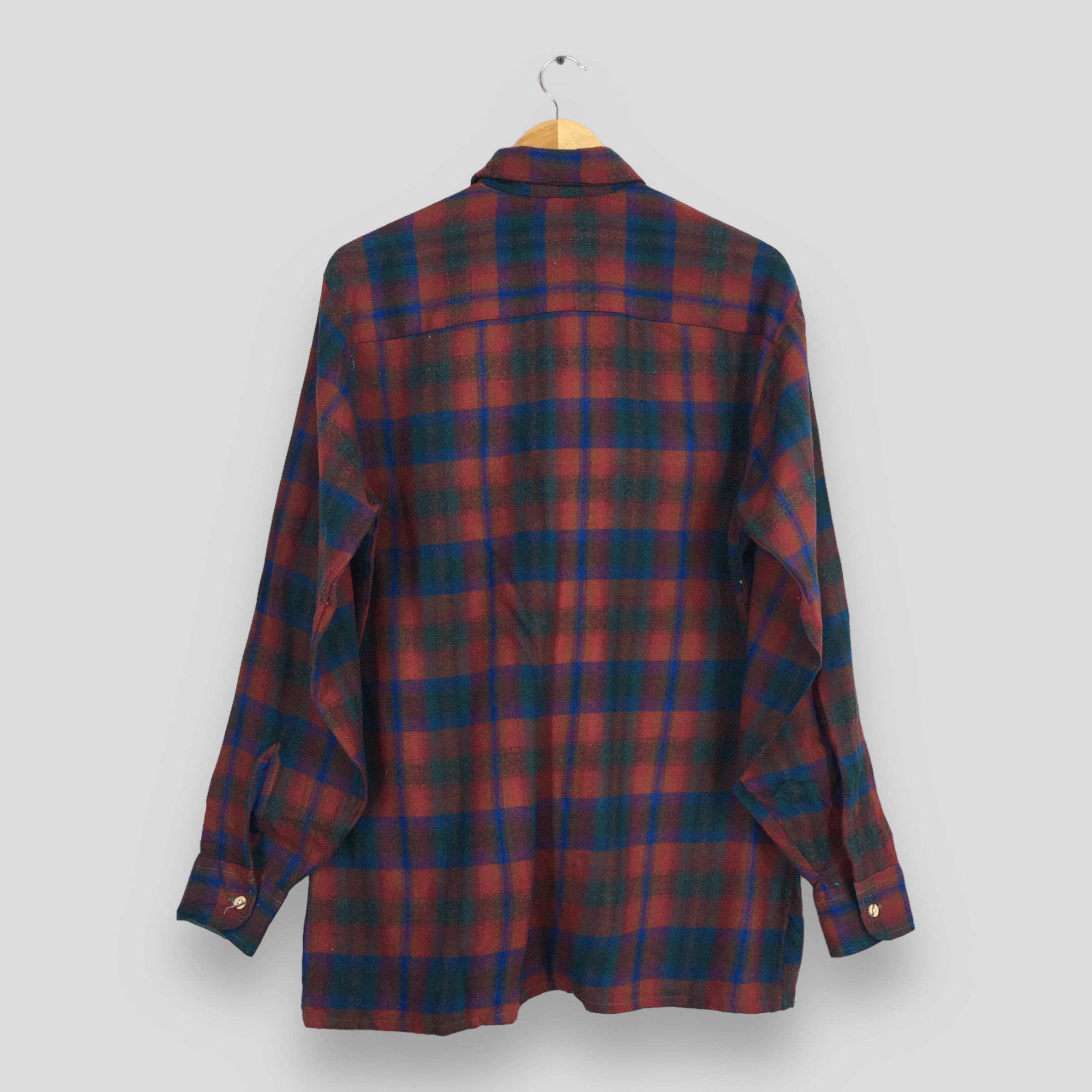 Flannel × Pendleton × Van Heusen Vintage Van Heusen Plaid Shadow Red Flannel Shirt M Size US M / EU 48-50 / 2 - 6 Thumbnail