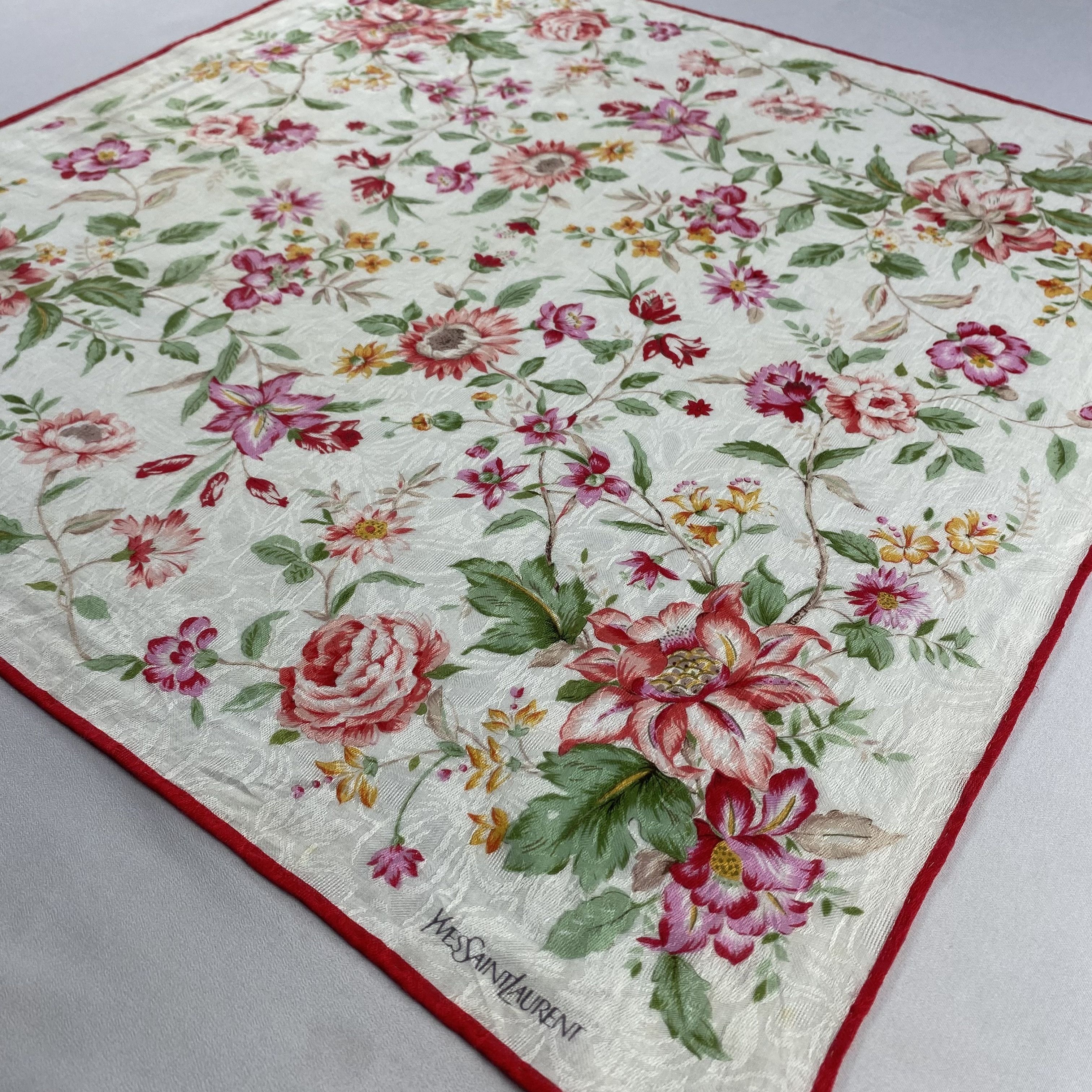 Vintage Yves Saint Laurent Handkerchief / Neckerchief / Bandana-P964 Size ONE SIZE - 2 Thumbnail