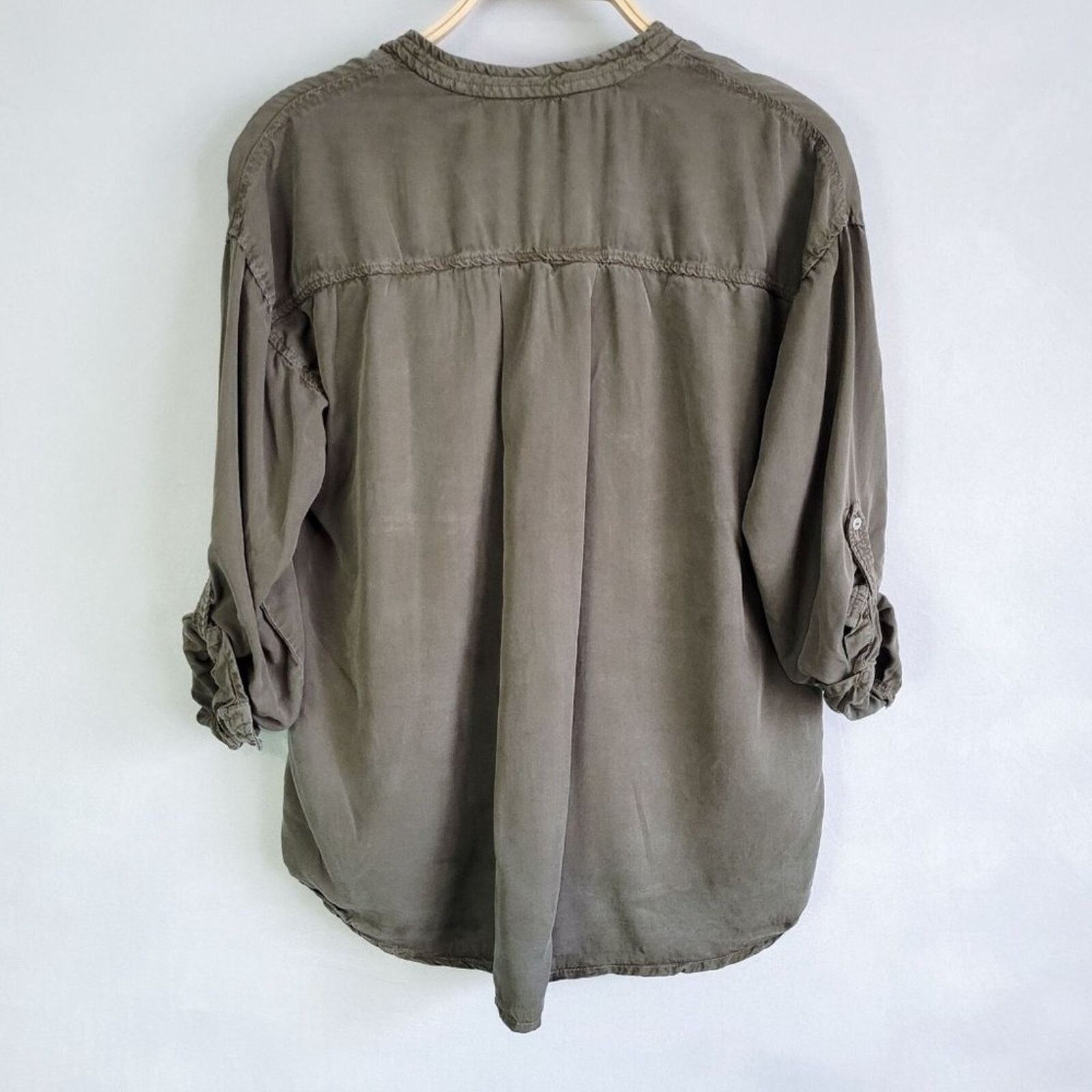 Zara ZARA Olive Utility Roll Tab Sleeve Button Down Shirt Sz S Size S / US 4 / IT 40 - 2 Thumbnail
