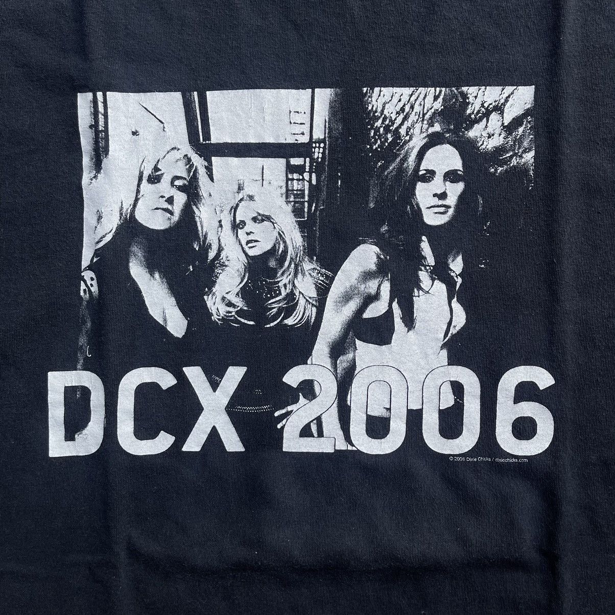 Band Tees × Vintage Vintage Y2K Band Dixie Chick (copyright 2006) Size US XL / EU 56 / 4 - 4 Thumbnail