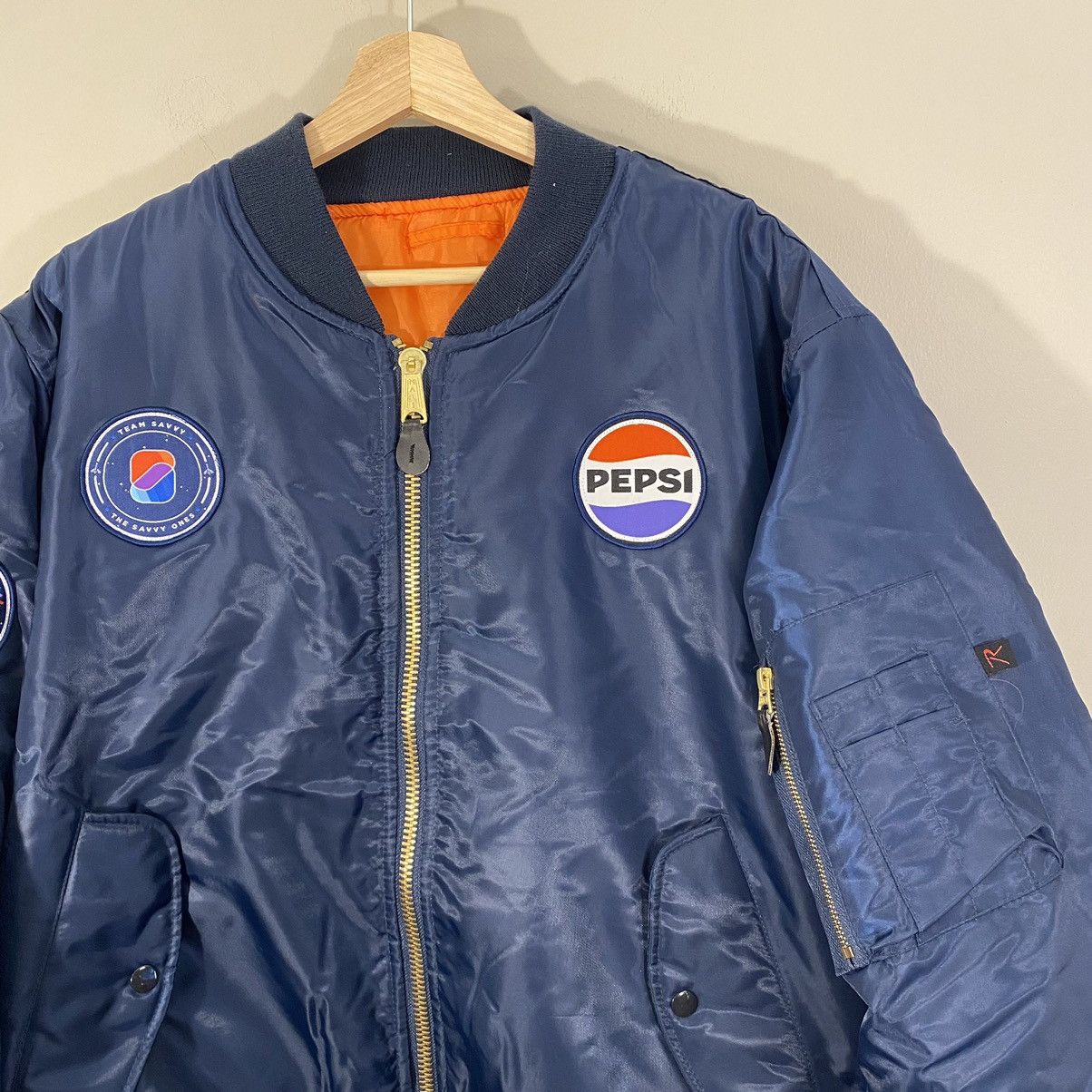 Vintage Vintage MA1 Flight Bomber Jacket XL Size US XL / EU 56 / 4 - 2 Thumbnail