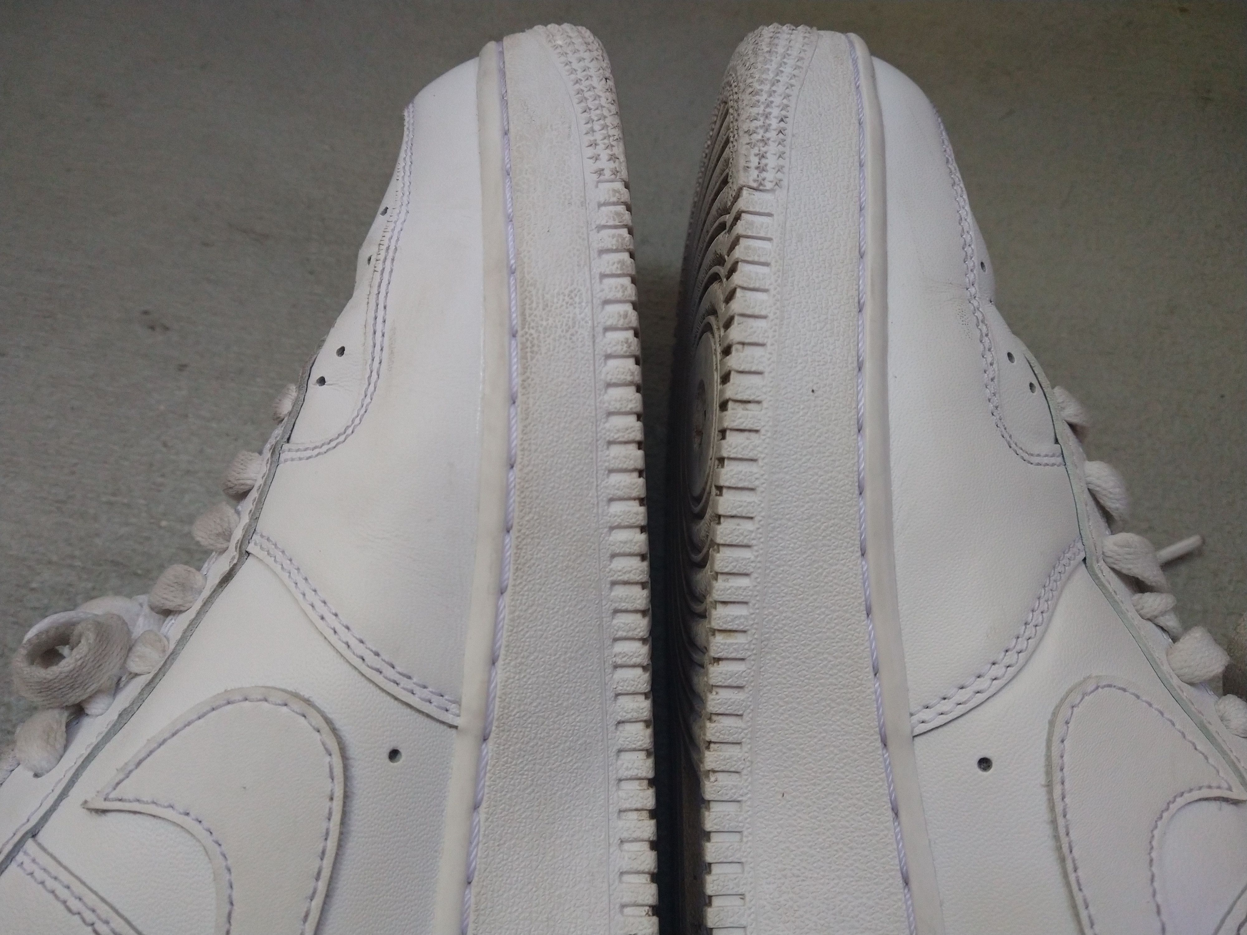 Nike Nike Air Force 1 AF1 Triple White Size 8.5 Low DD8959-100 Size US 8.5 / EU 41-42 - 8 Thumbnail