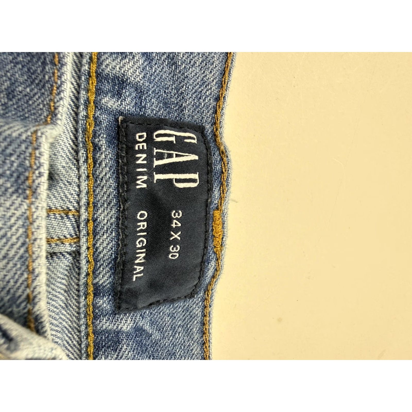 Gap VINTAGE not applicable; Original Gap Denim Original Jeans Mens 34x30 Blue Light Wash Straight Leg 100% Cotton Size US 34 / EU 50 - 4 Thumbnail