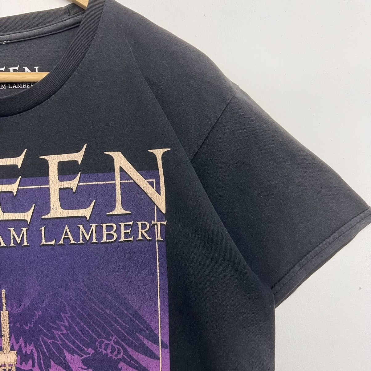 Band Tees QUEEN + ADAM LAMBERT THE RHAPSODY TOUR JAPAN TSHIRT Size US L / EU 52-54 / 3 - 5 Thumbnail