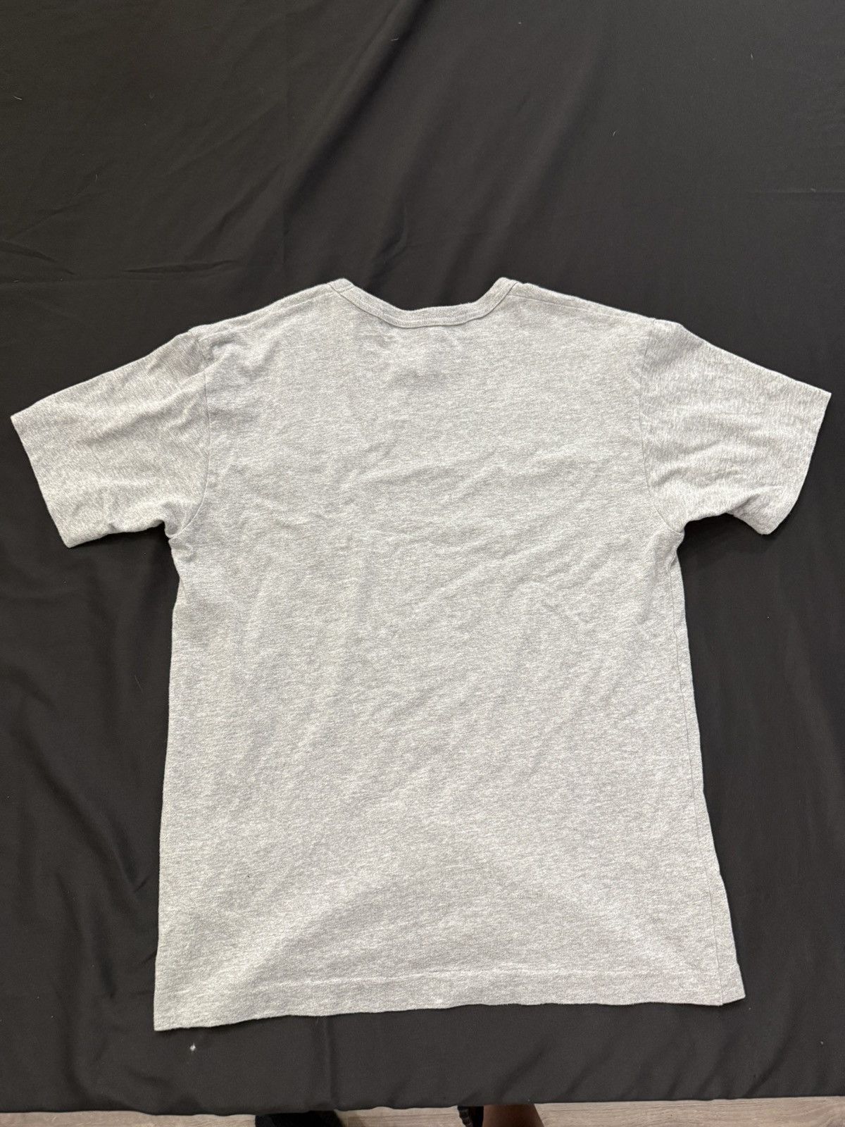 Comme des Garcons Comme Des Garçons Play gold heart size medium Size US M / EU 48-50 / 2 - 5 Thumbnail