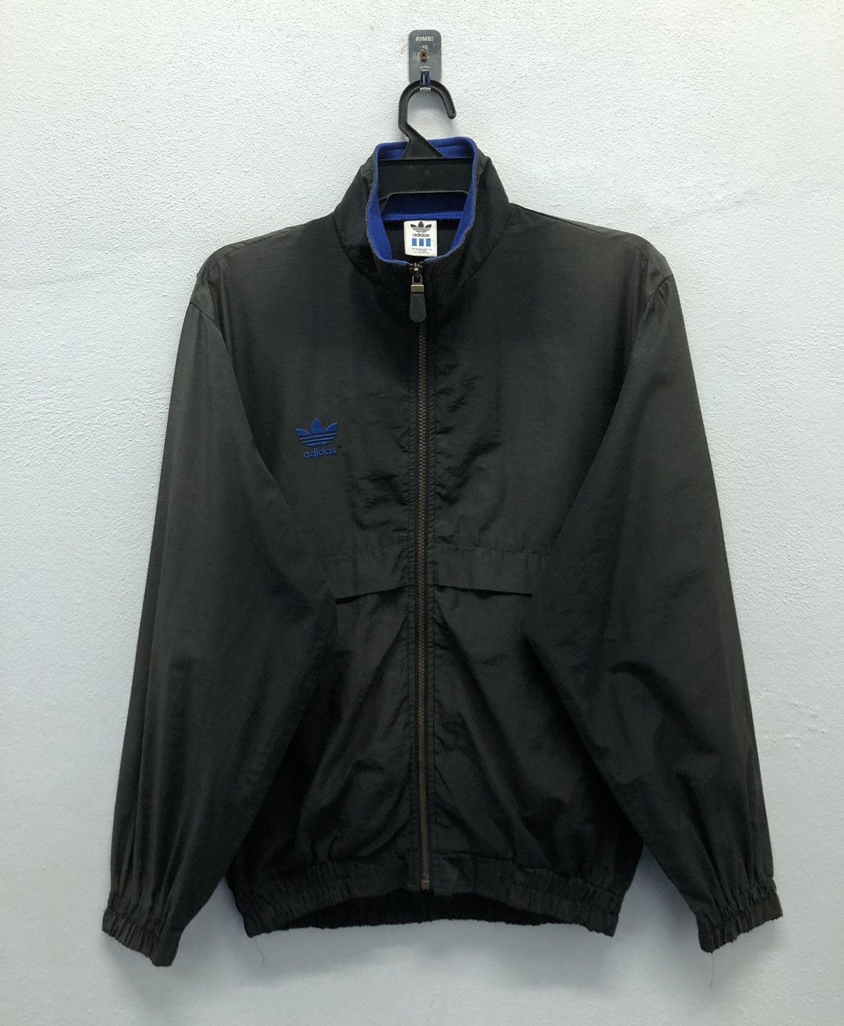 Adidas Vintage Adidas Descente The Brand With The 3 Stripes Jacket Size US L / EU 52-54 / 3 - 1 Thumbnail