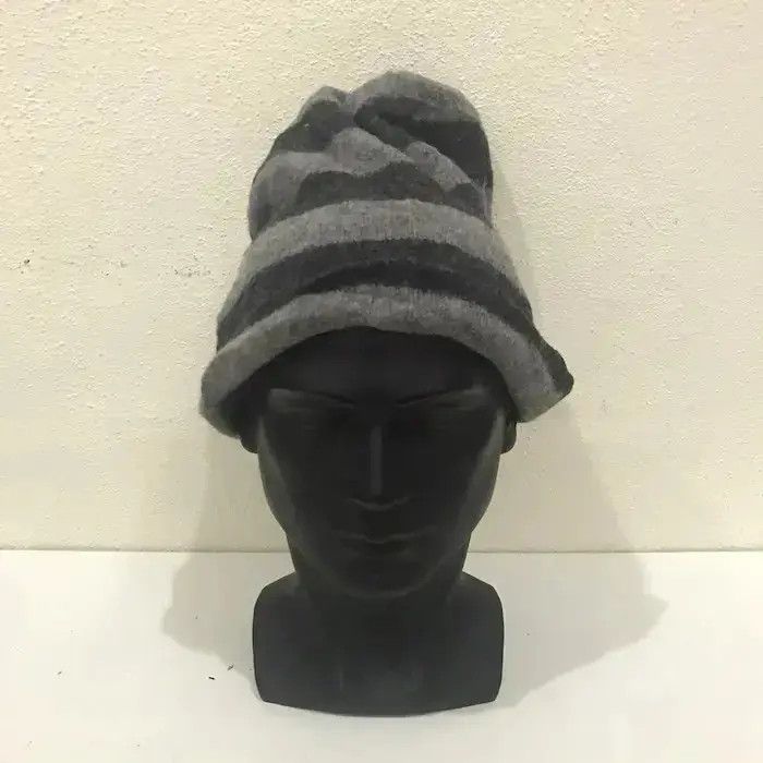 Japanese Brand Robert Mackie Stripe Wool Design Beanie Hat Size ONE SIZE - 3 Thumbnail