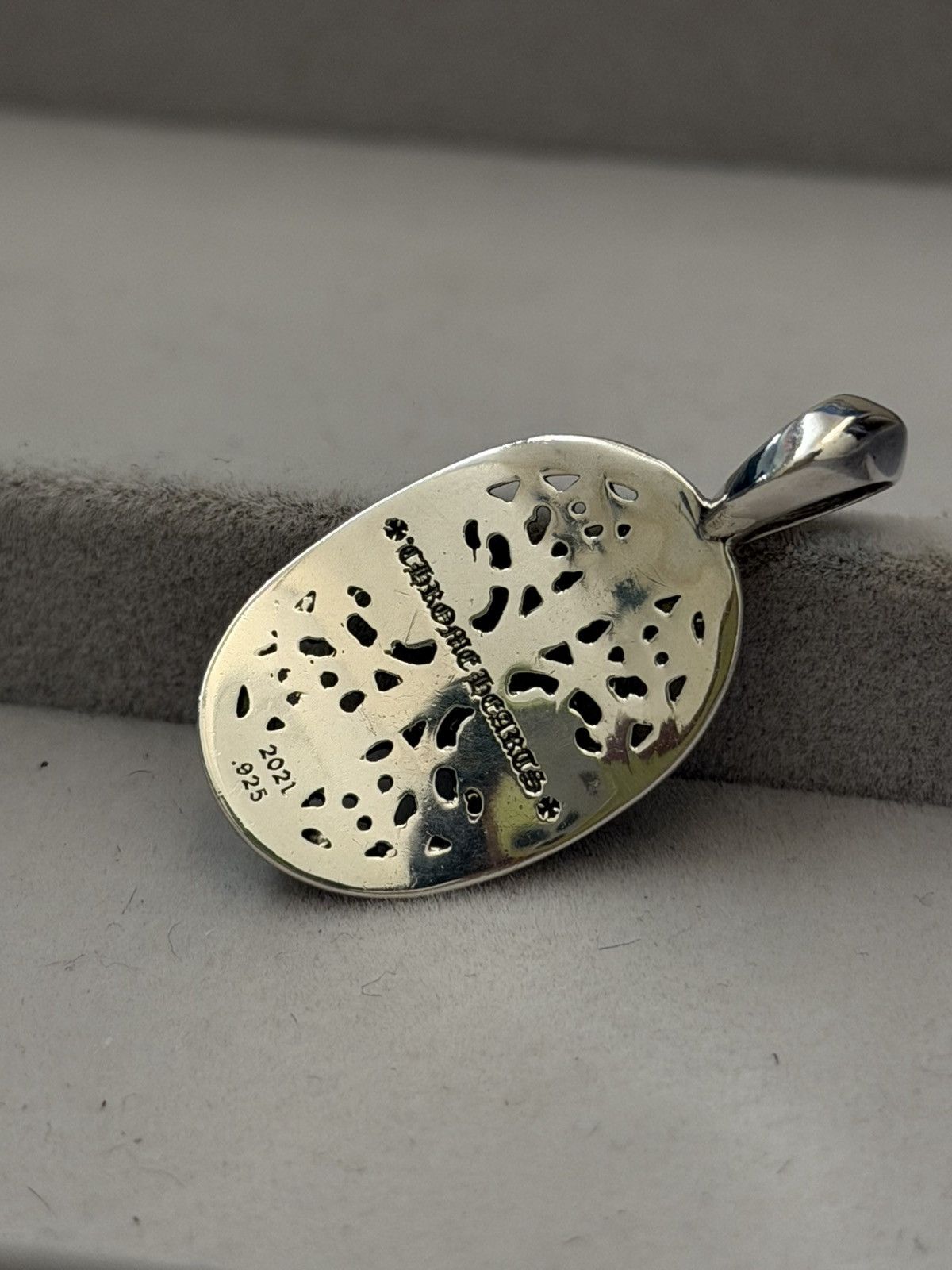 Chrome Hearts Chrome Hearts Classic Oval Diamond Pave Pendant Size ONE SIZE - 12 Thumbnail