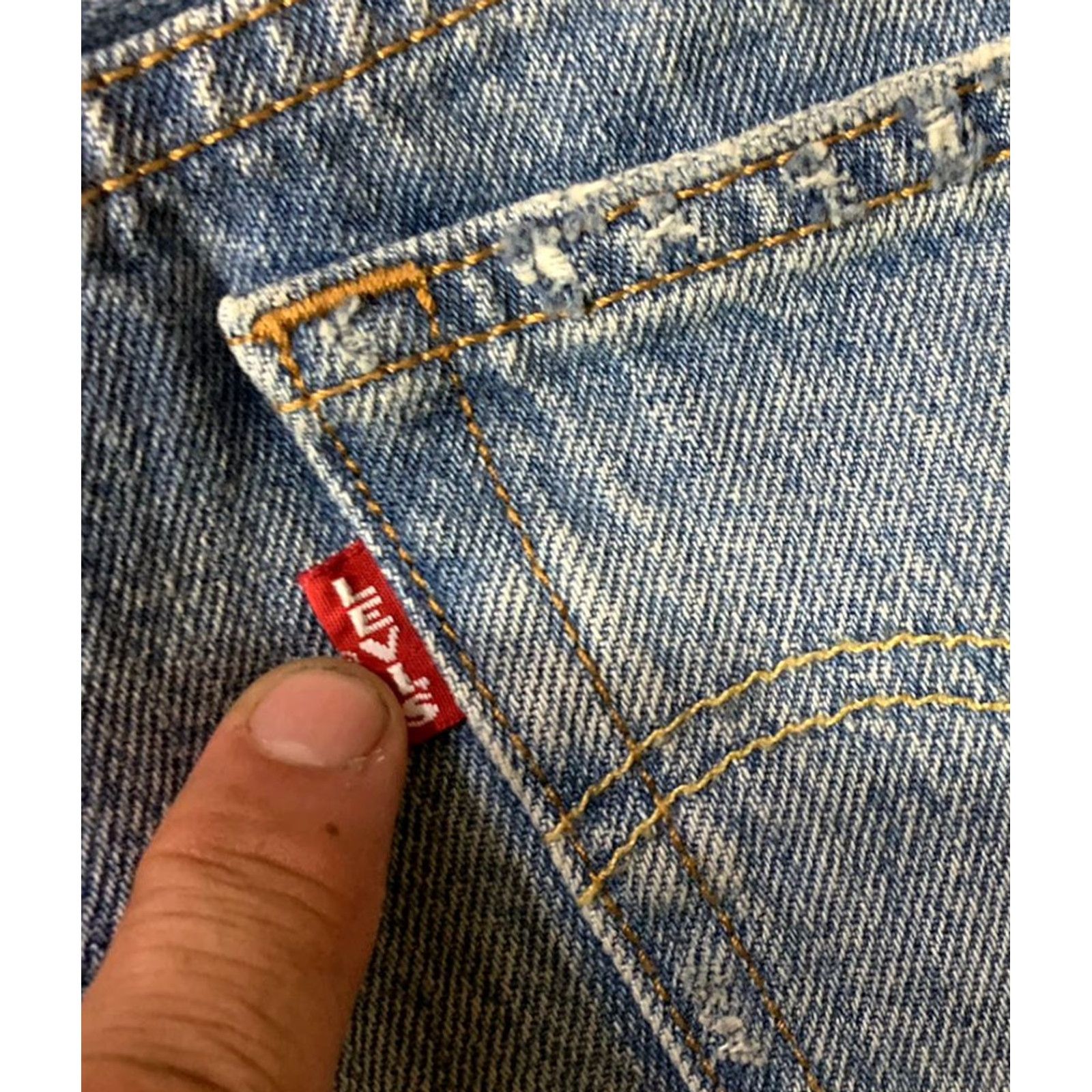 Levi's VINTAGE Levi's 501 Women's Denim Shorts Blue Size 26 Regular Cut-Off Size 26" / US 2 / IT 38 - 3 Thumbnail