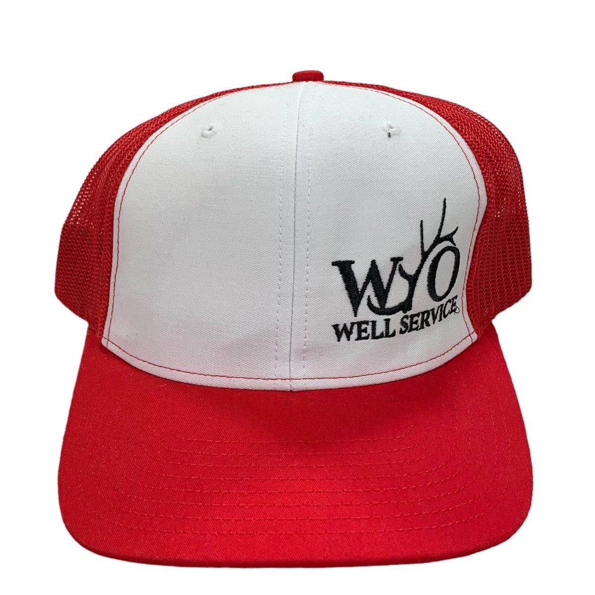 Vintage Vintage Wyoming Well Service White Red Snapback Trucker Hat Size ONE SIZE - 1 Thumbnail