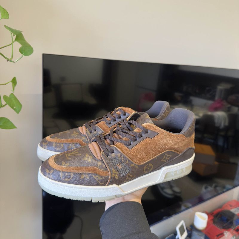 Louis Vuitton Louis Vuitton Brown Trainer Casual Sneakers for Men -2508 Size US 9.5 / EU 42-43 - 9 Thumbnail