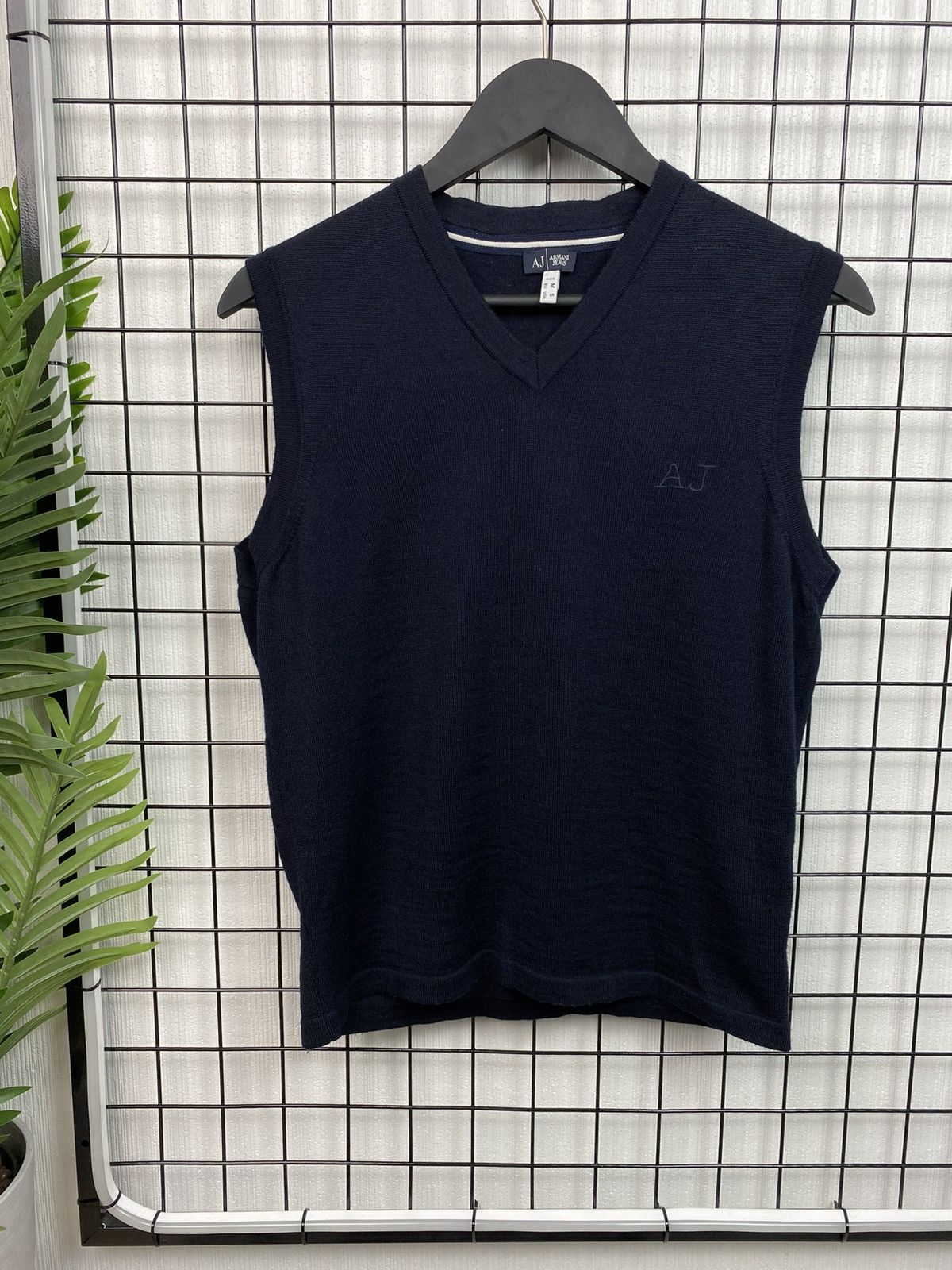 Giorgio Armani Armani Jeans Vest Knit Wool Men’s M Unisex Navy Blue Logo AJ Size US M / EU 48-50 / 2 - 1 Thumbnail